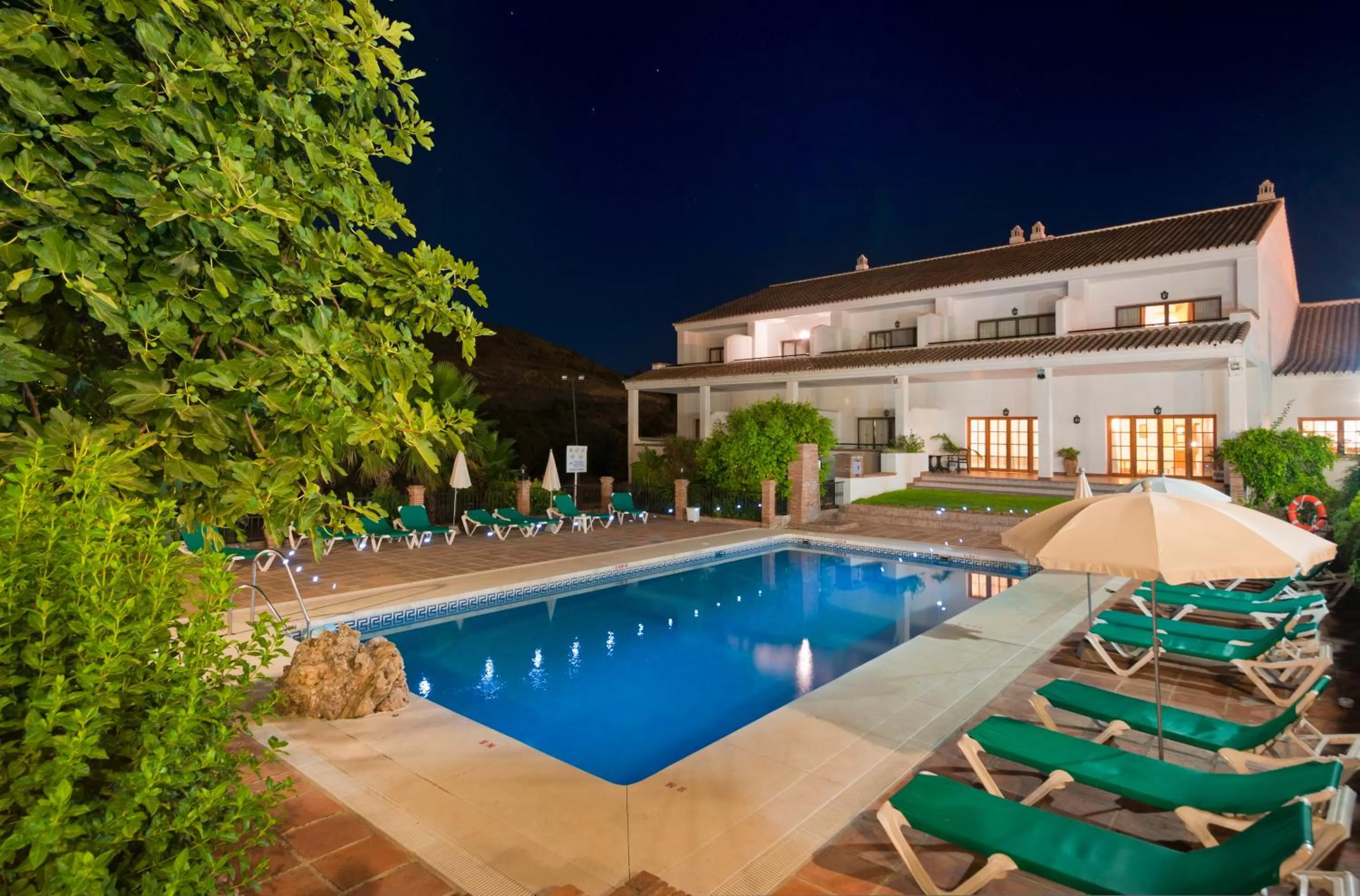 Swimming pool, Property Building in Alhaurin Golf Hotel