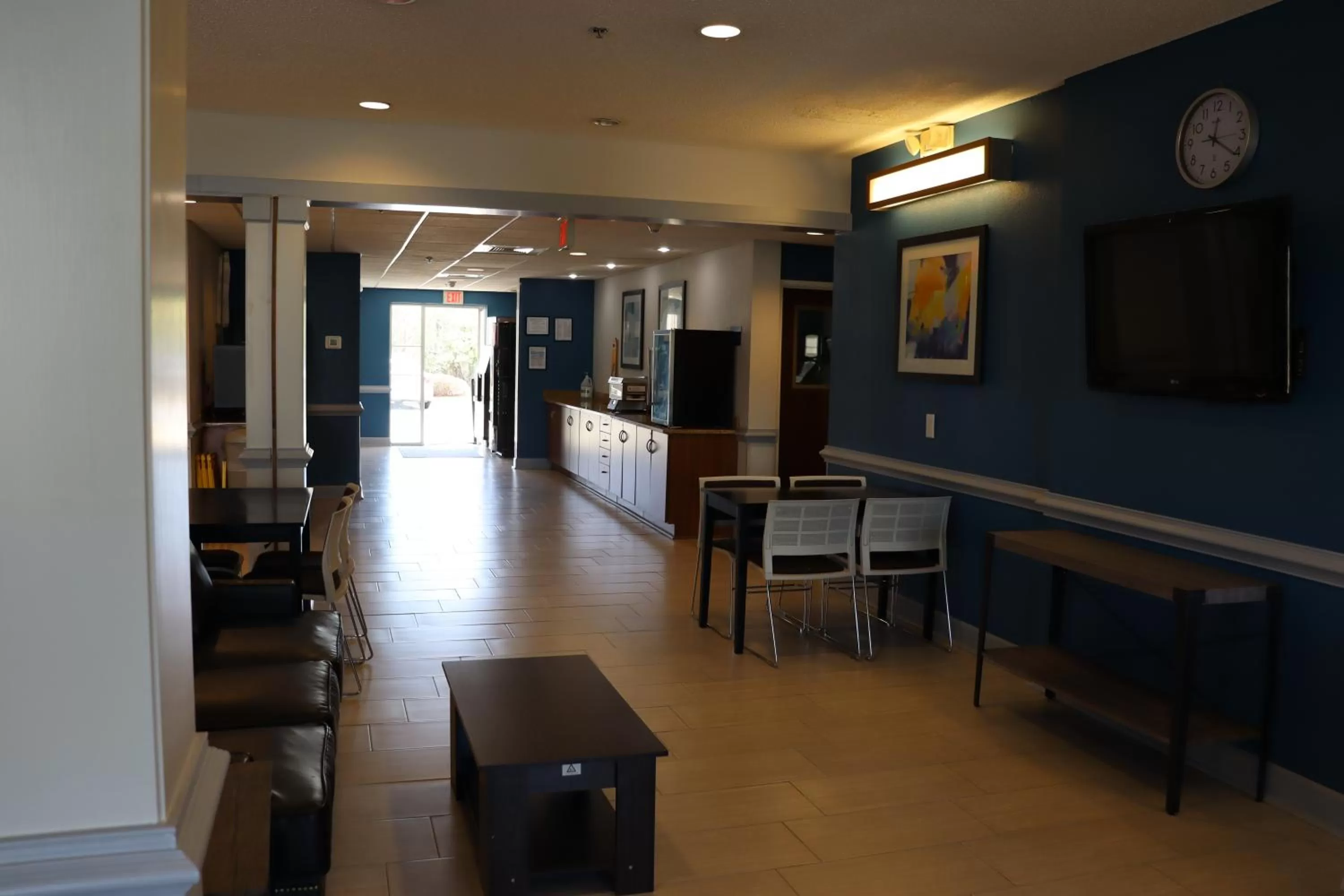 Breakfast in Microtel Inn & Suites by Wyndham Columbus Near Fort Moore