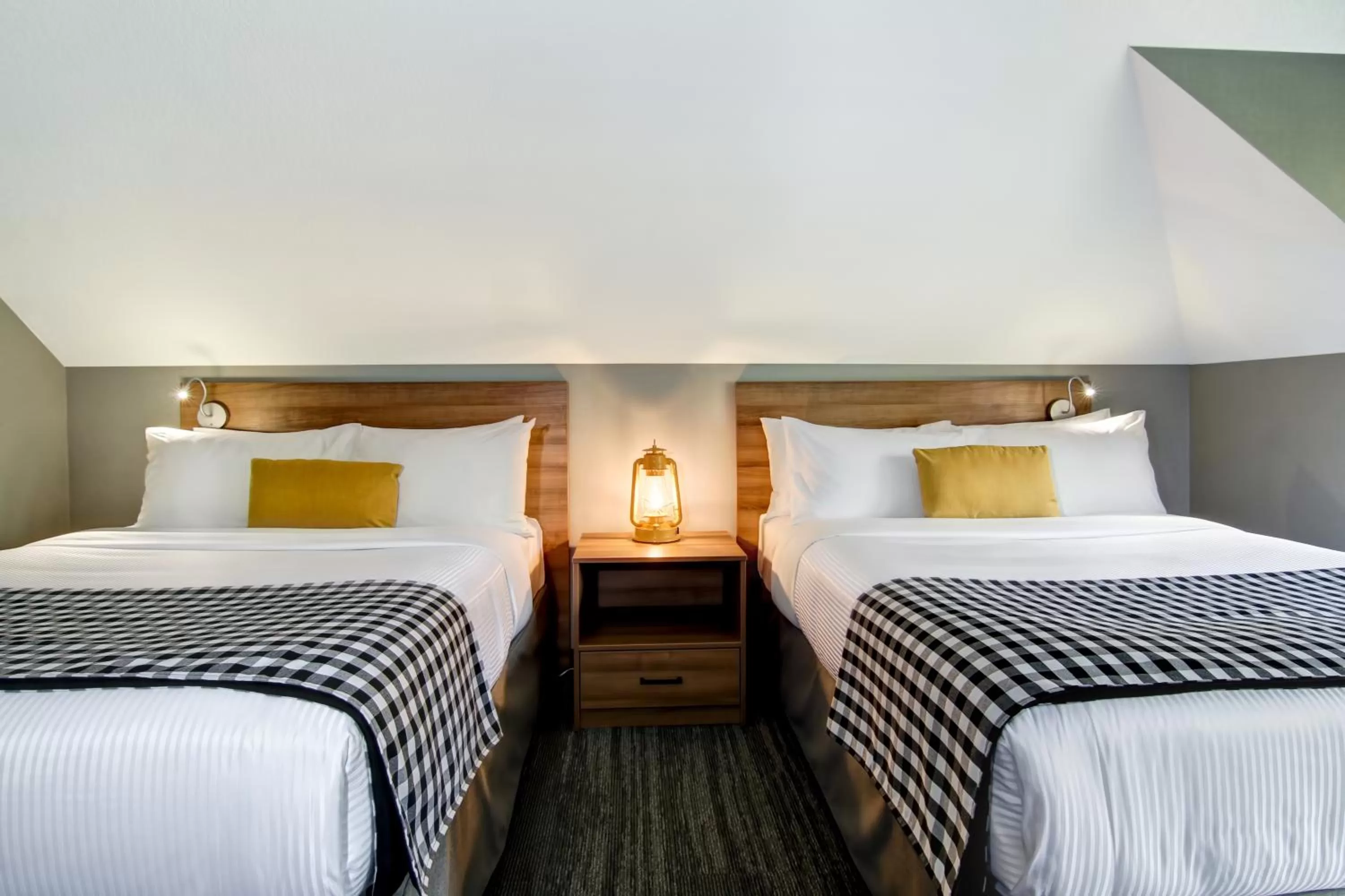 Bedroom, Bed in Canalta Lodge