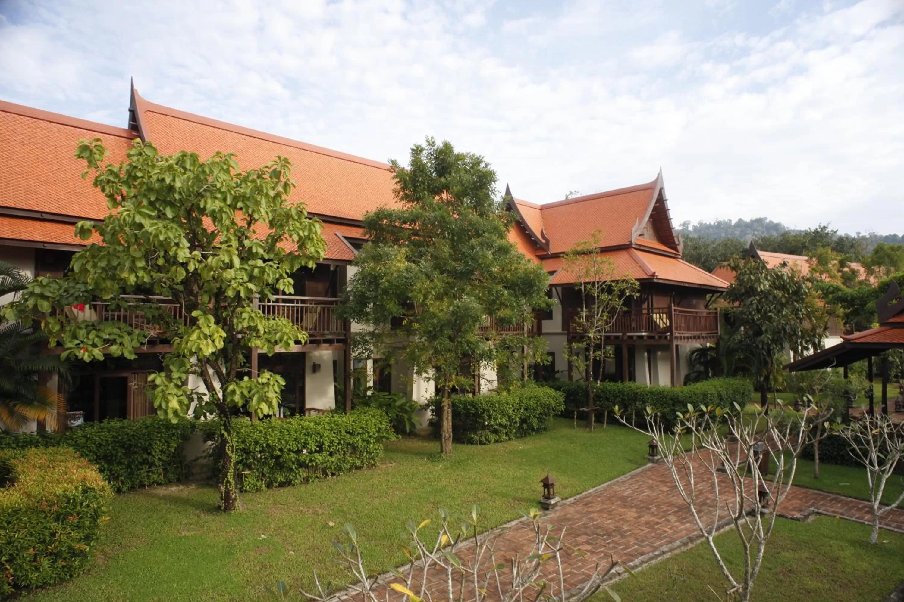 Property building in Khaolak Bhandari Resort & Spa
