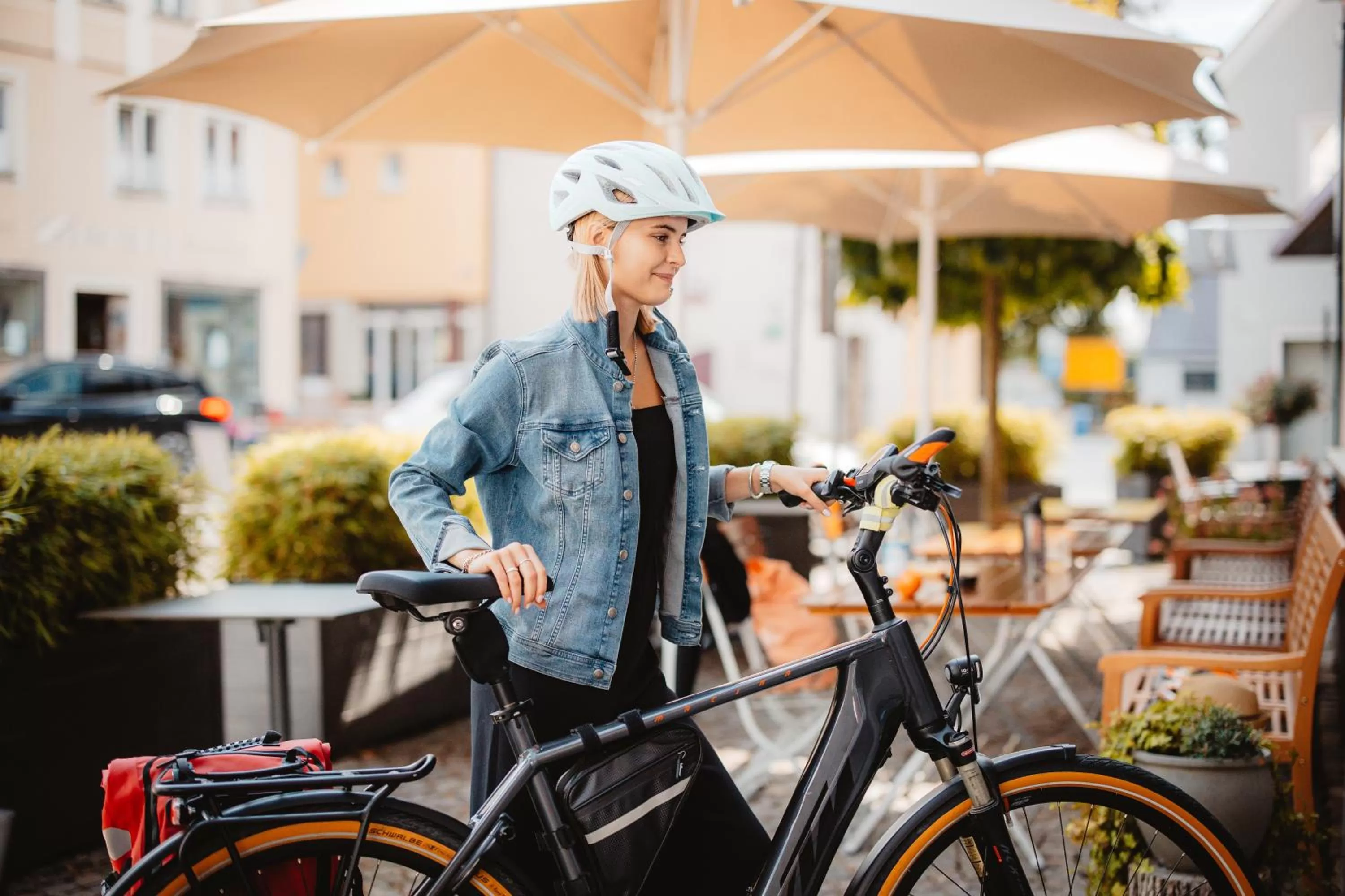 Cycling in Schieners Hotel & Apfelhof Apartments