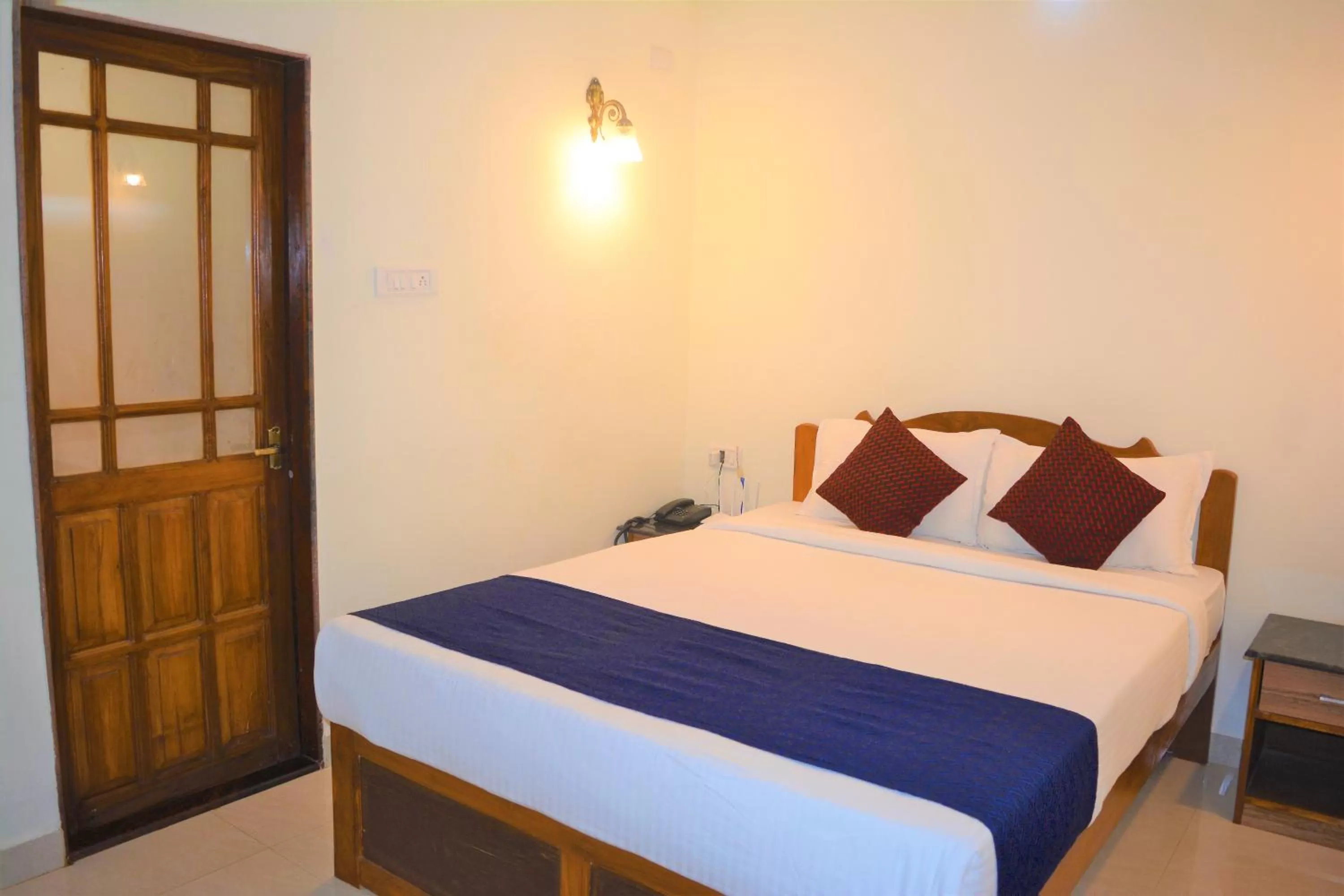 Bedroom, Bed in Sonikas Leisure