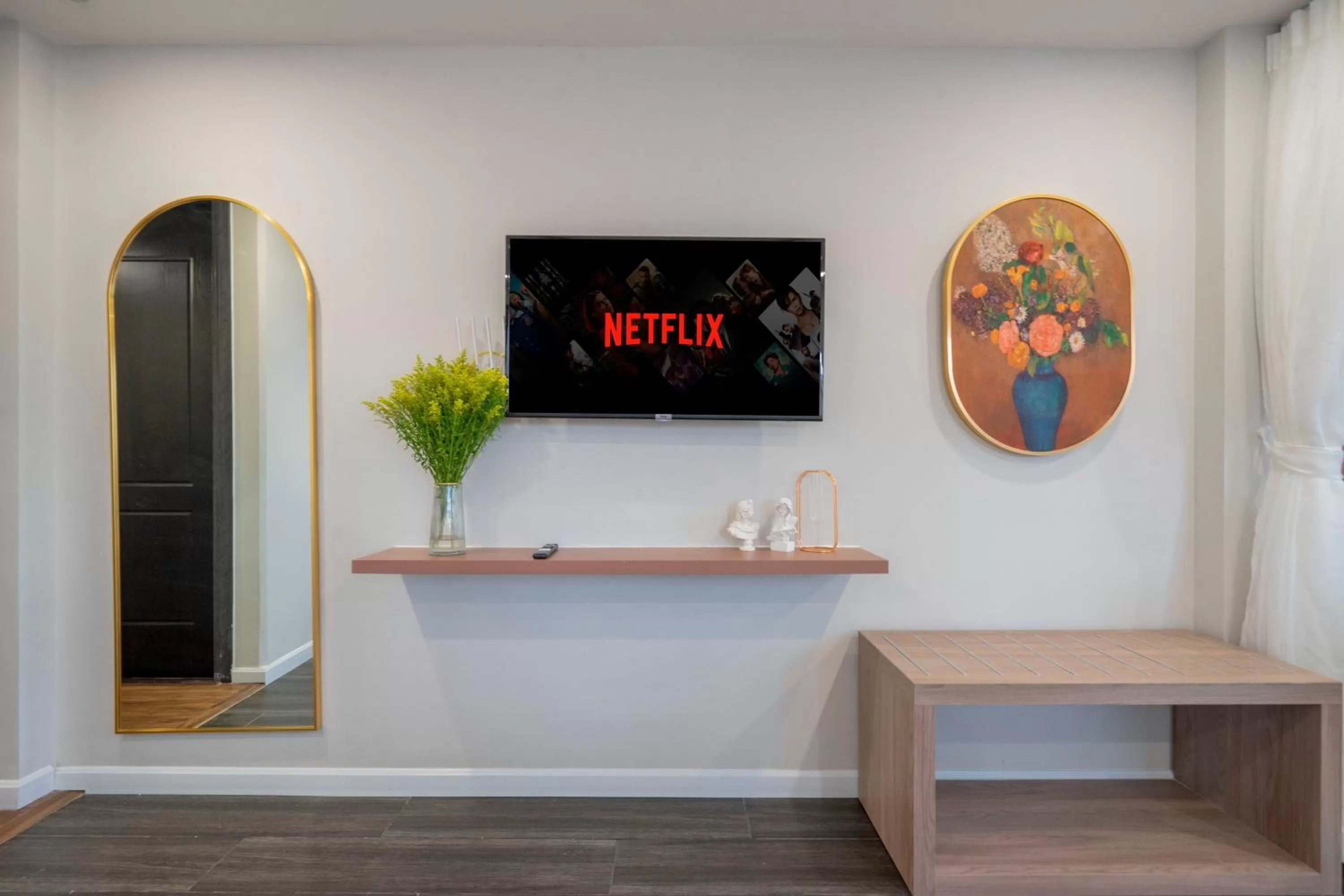 TV and multimedia, Bathroom in SAZI HOTEL - BÙI THỊ XUÂN