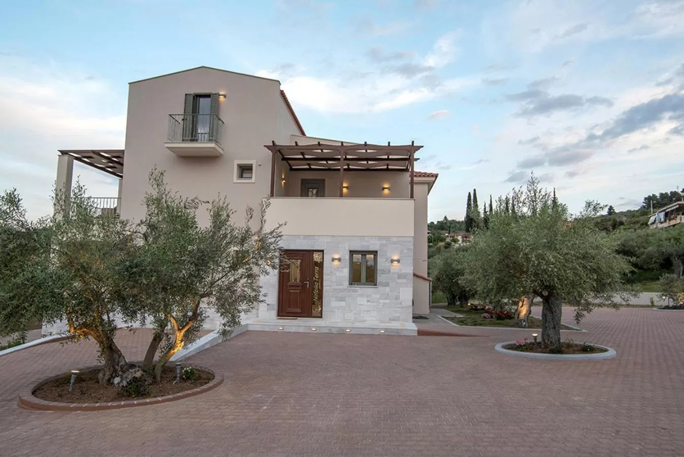 Property building in Nafplia Terra