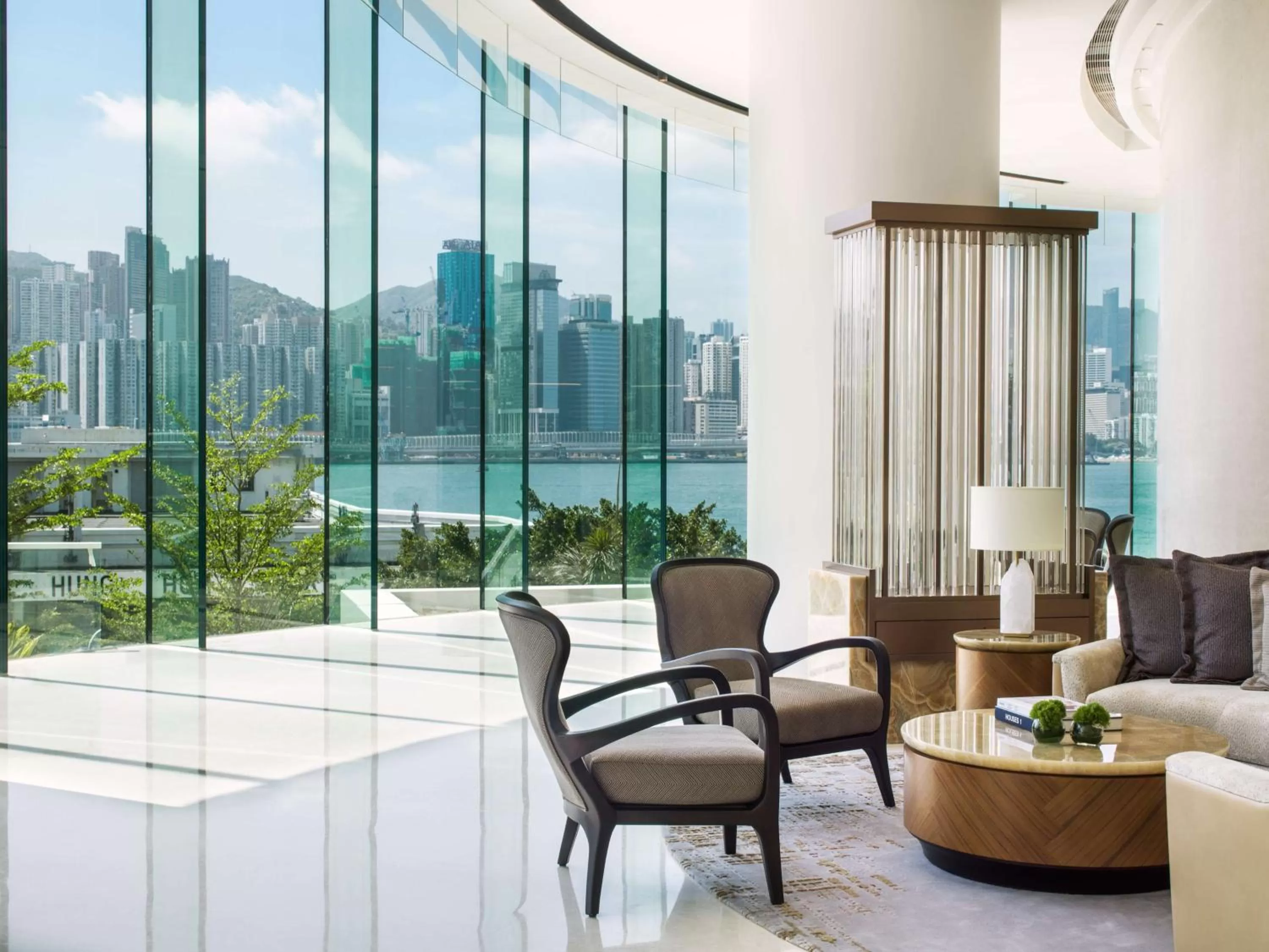 Lobby or reception in Kerry Hotel Hong Kong by Shangri-la