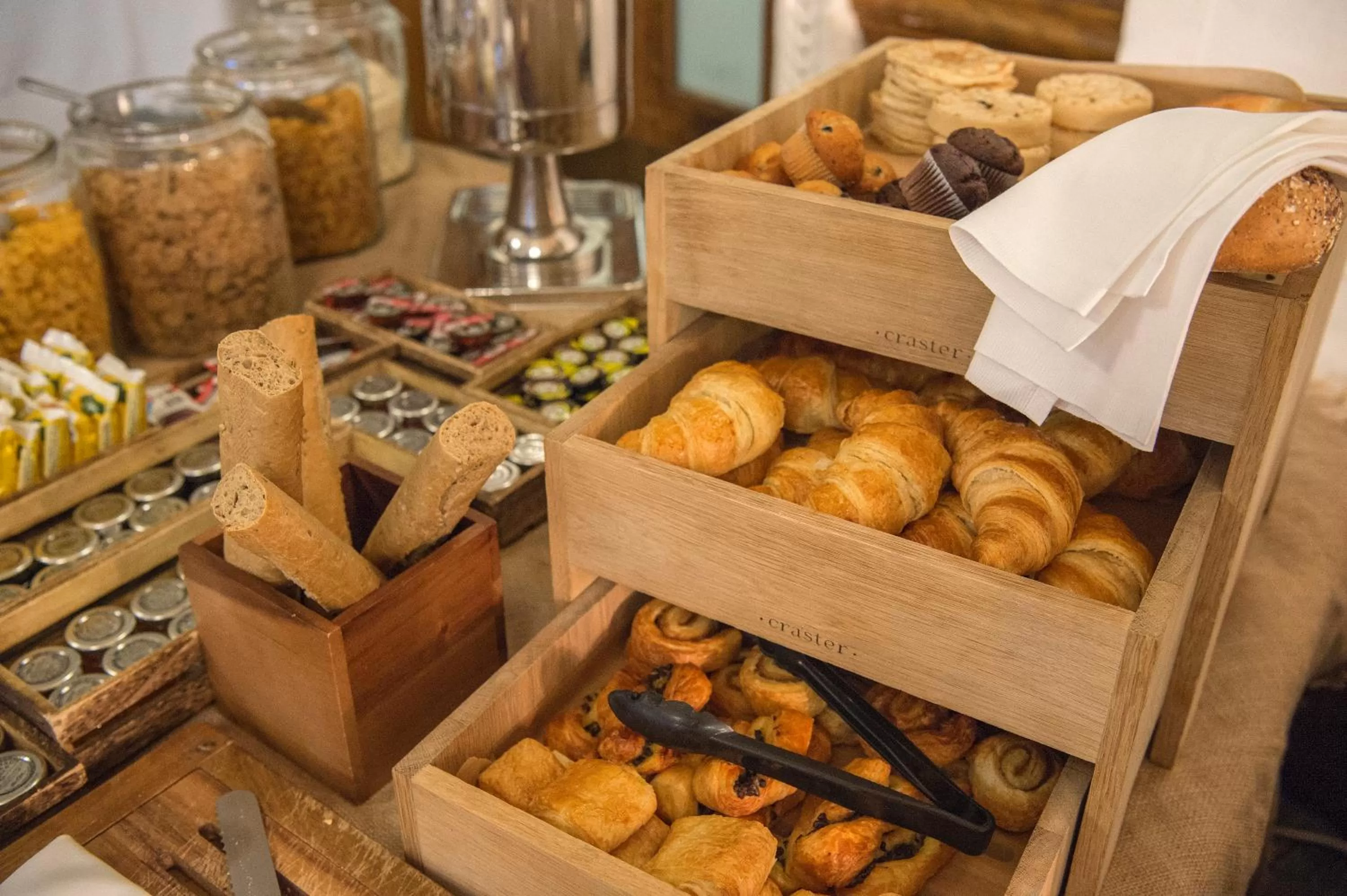 Breakfast in Crowne Plaza Royal Victoria - Sheffield by IHG