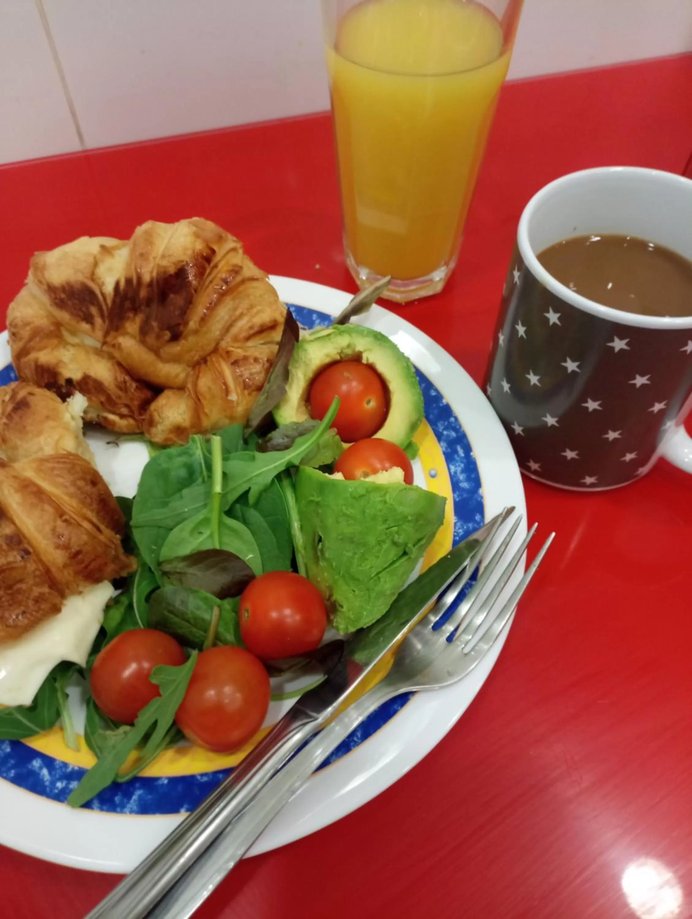 Breakfast in Habitación Centro Men Only