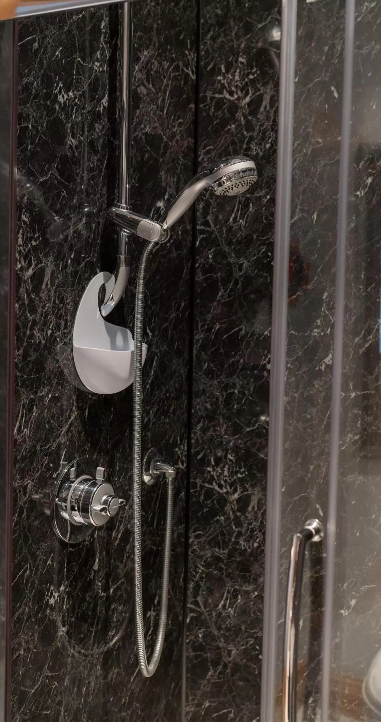 Bathroom in BallyCairn House