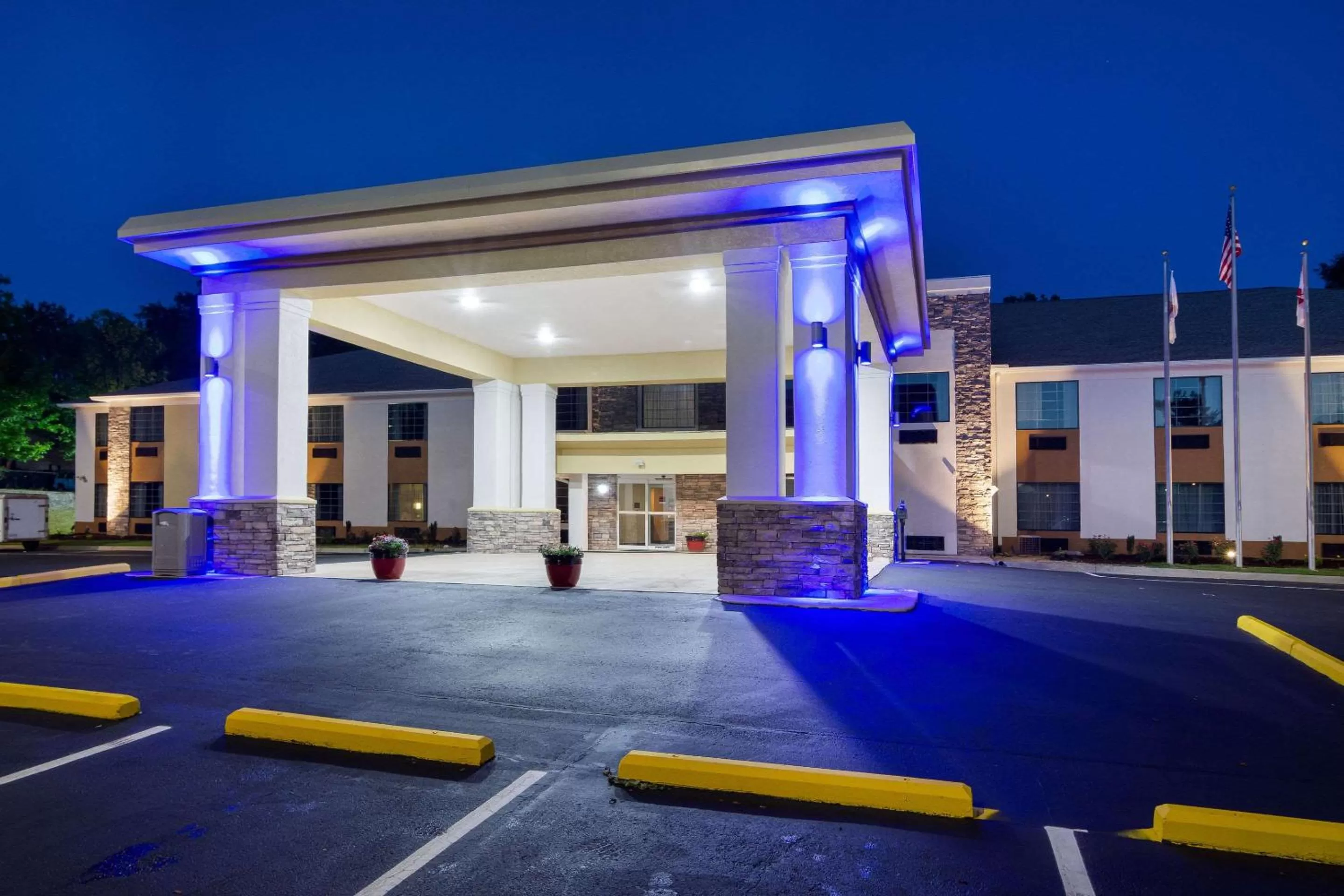 Property building in Comfort Suites Eufaula North