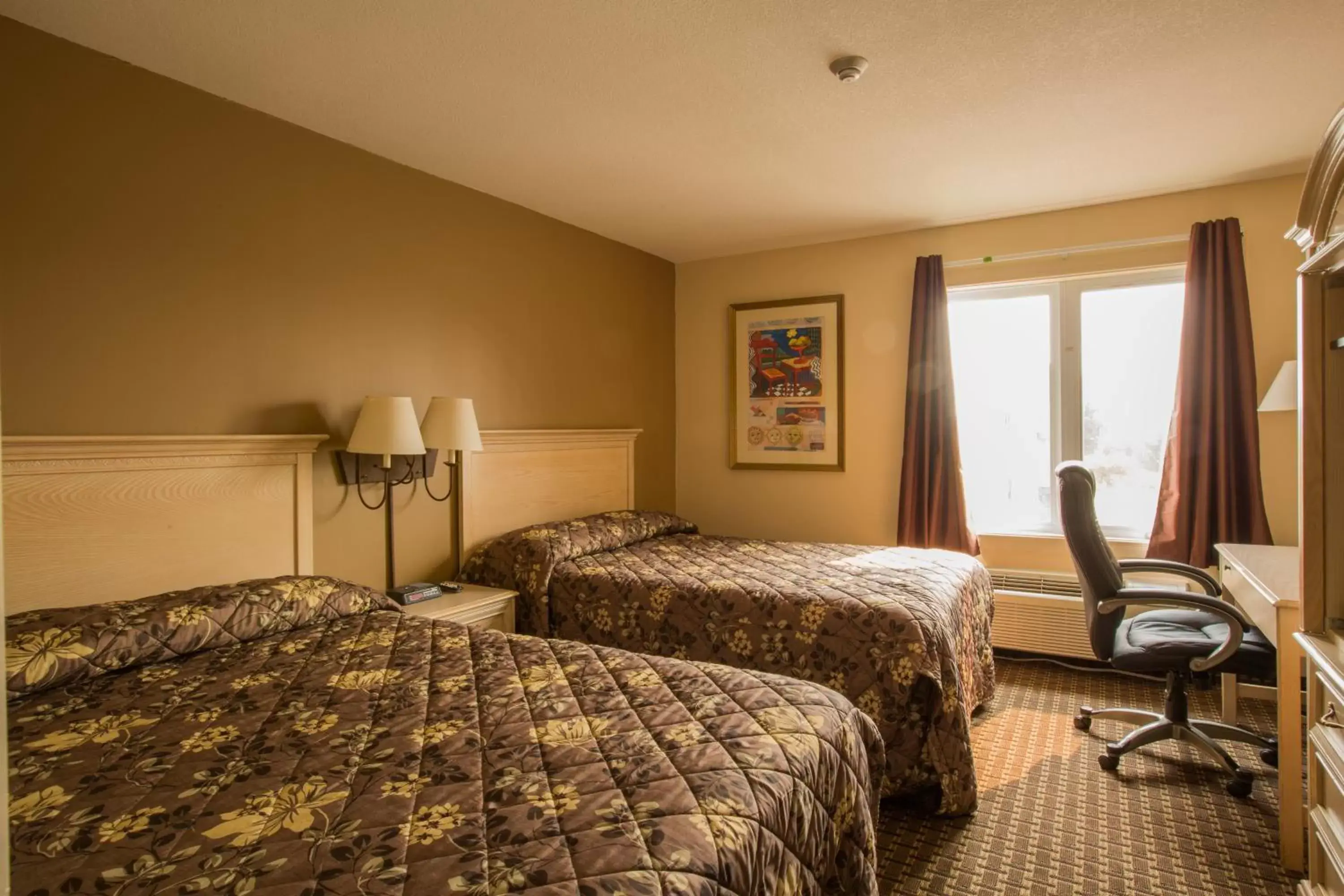 Double Room with Two Double Beds in The Village Inn Double Room with Two Double Beds in The Village Inn