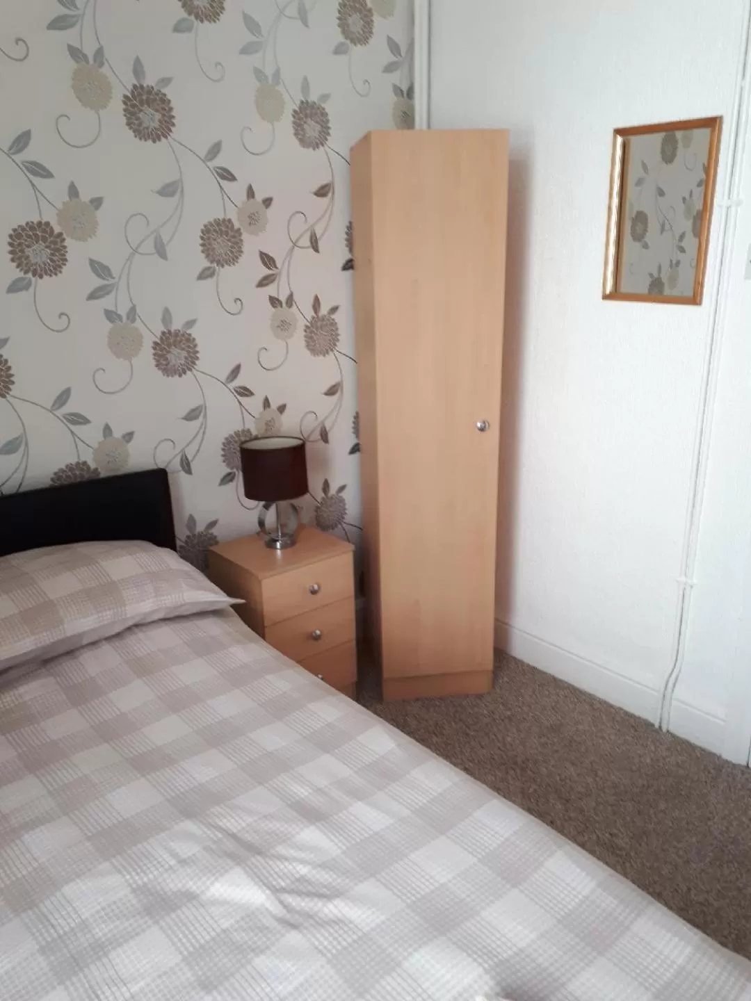 Bedroom, Bed in Montgomery Hotel