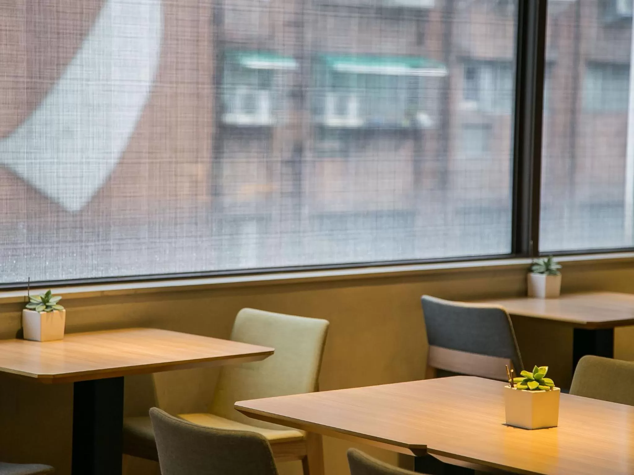 Restaurant/places to eat in Royal Inn Taipei Linsen - Huashan 1914 Creative Park