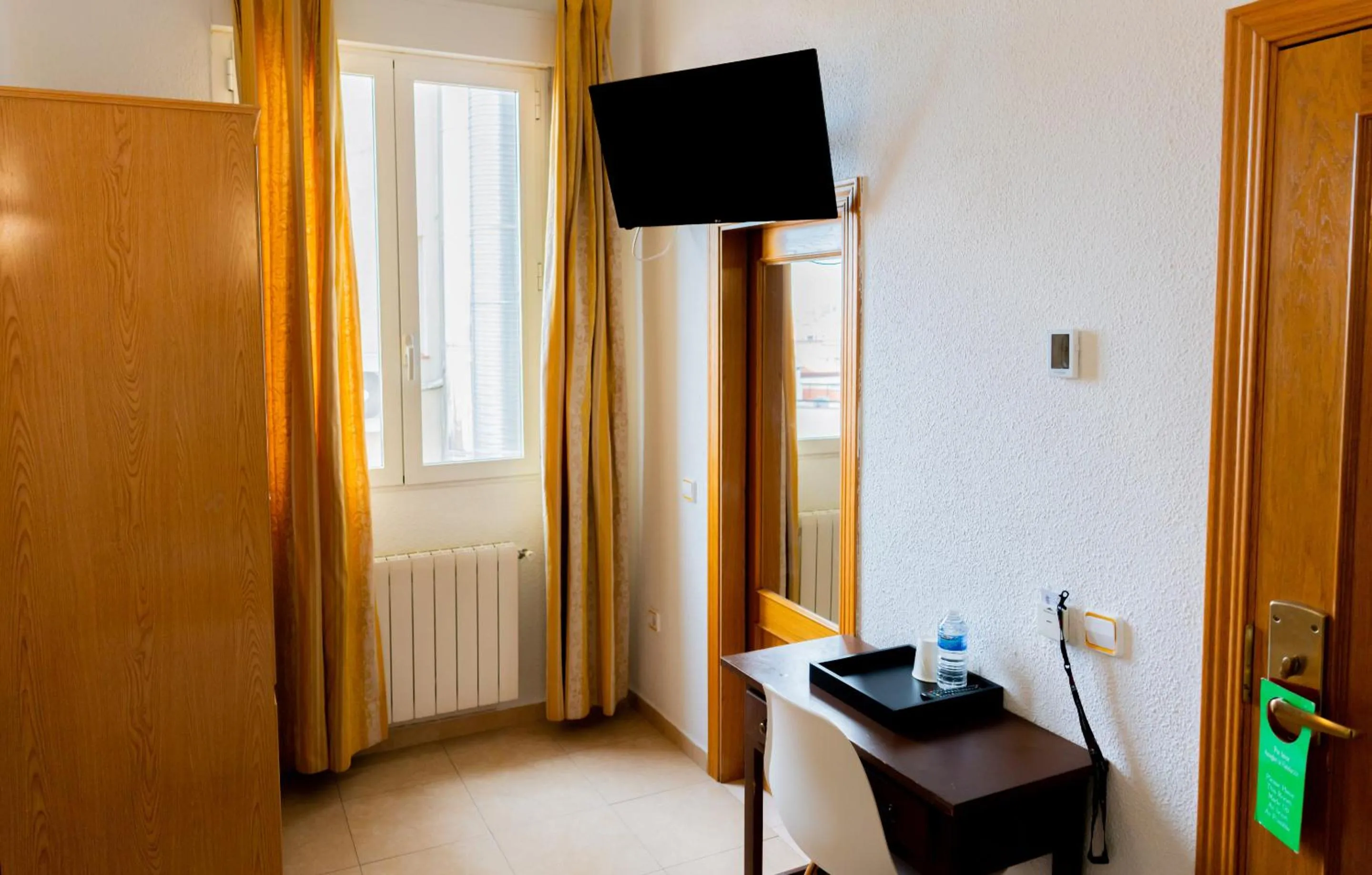 Bedroom in Hostal Josefina-Gran Vía