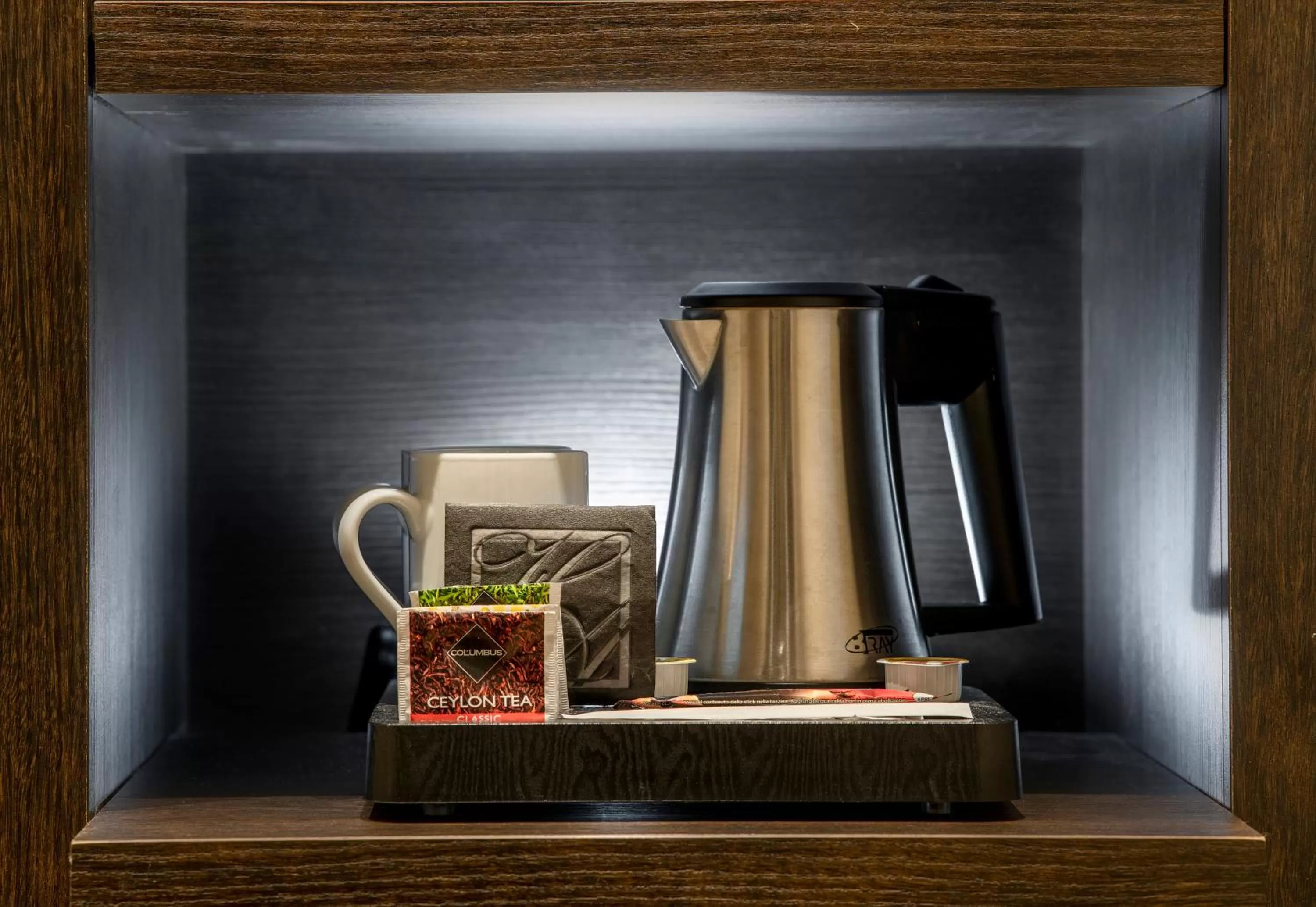 Coffee/tea facilities in Alpi Hotel