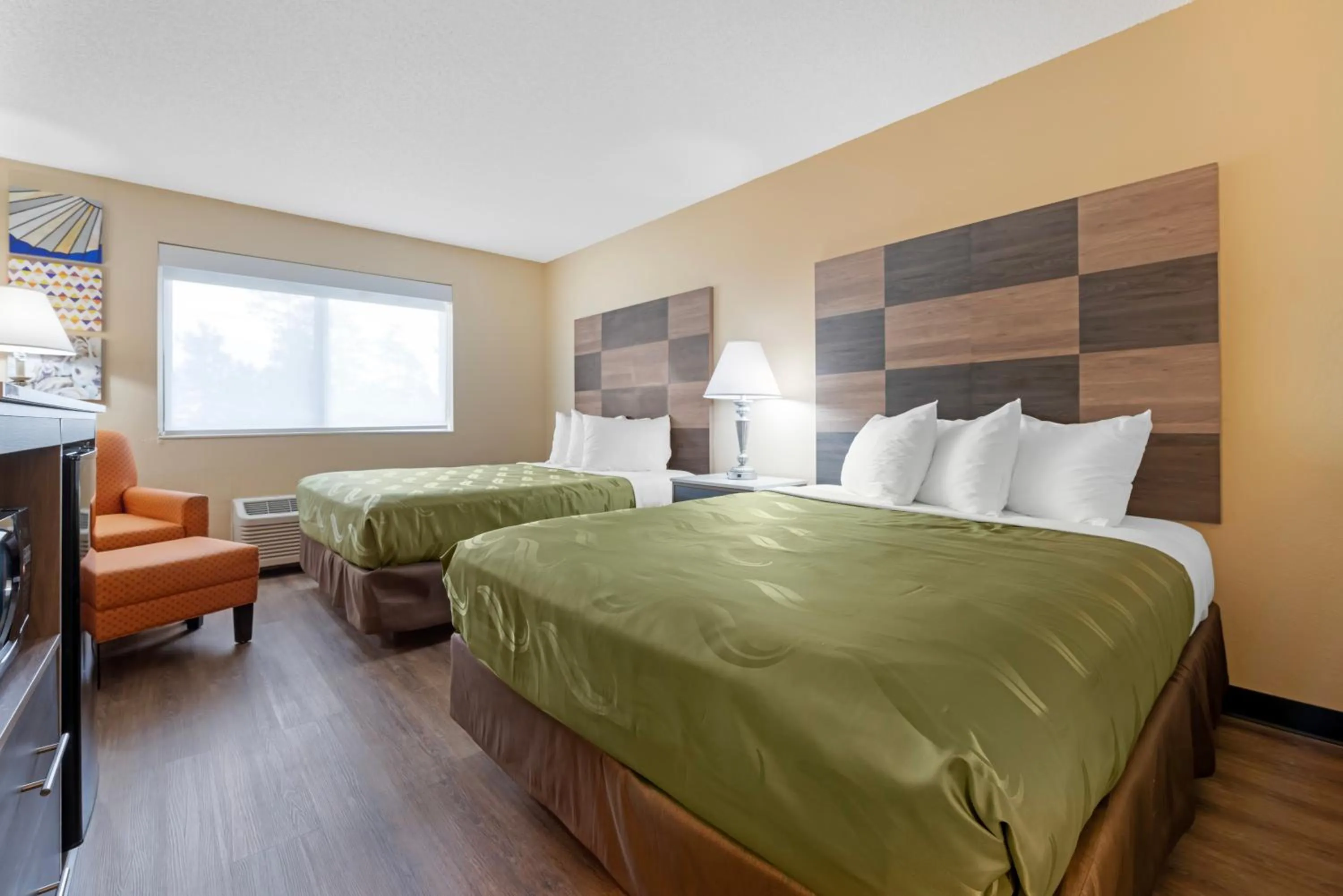 Bed in Quality Inn Bemidji