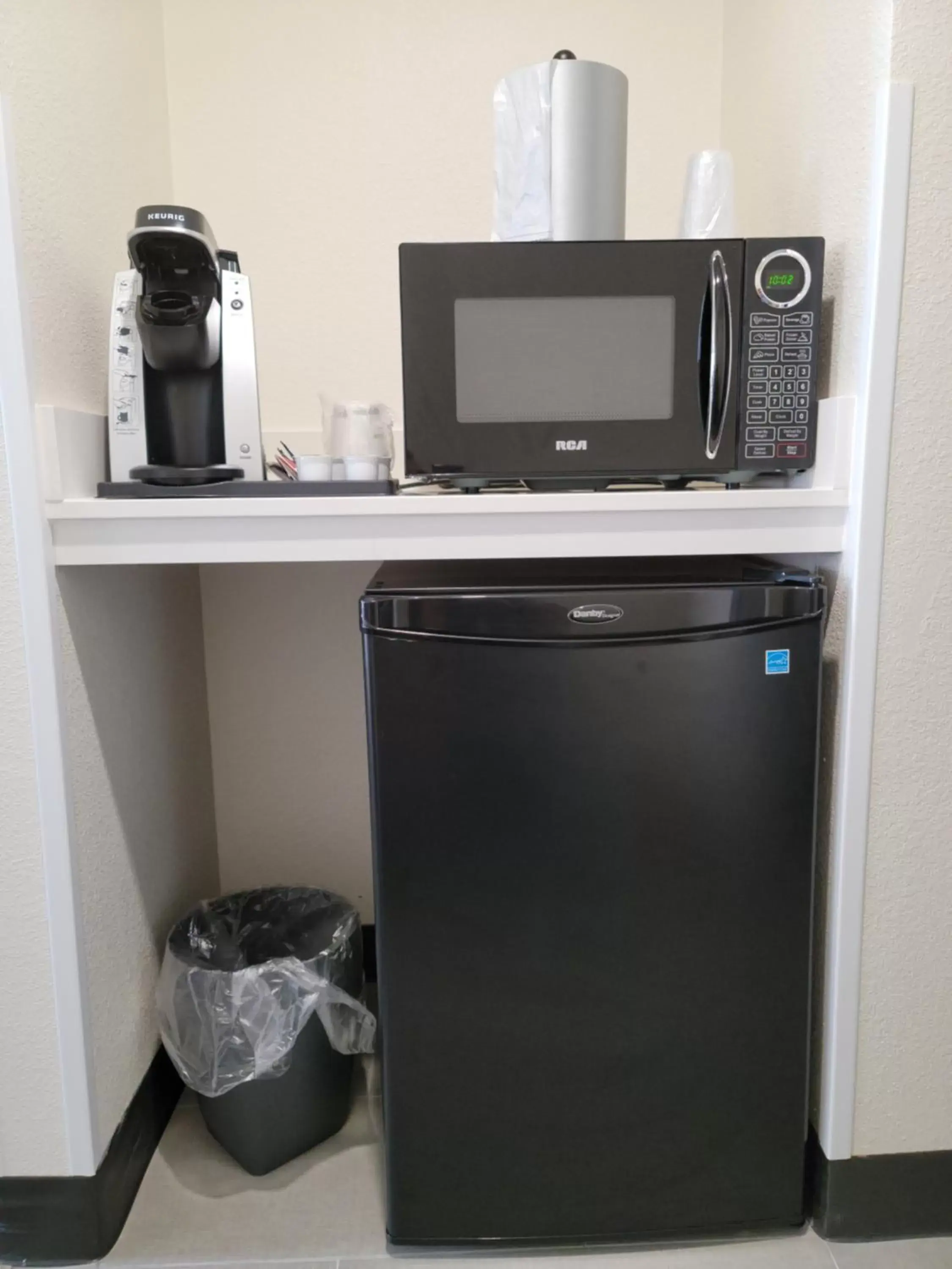 Queen Room with Two Queen Beds and Mobility Accessible Bathtub in Holiday Inn & Suites Wausau-Rothschild by IHG Queen Room with Two Queen Beds and Mobility Accessible Bathtub in Holiday Inn & Suites Wausau-Rothschild by IHG