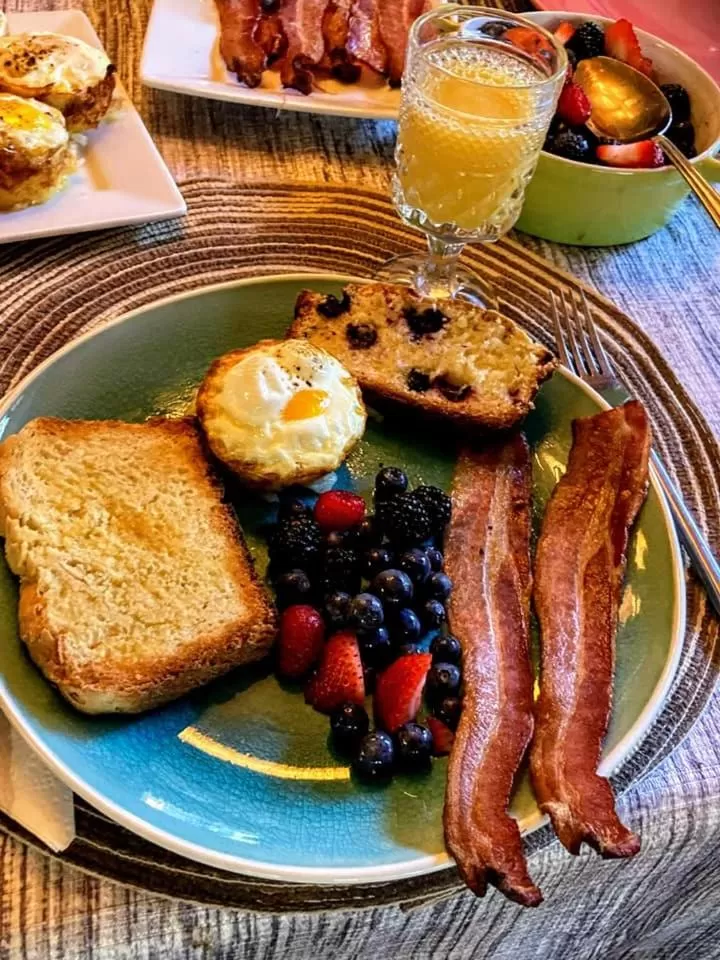 Food and drinks in The Old Bear BnB