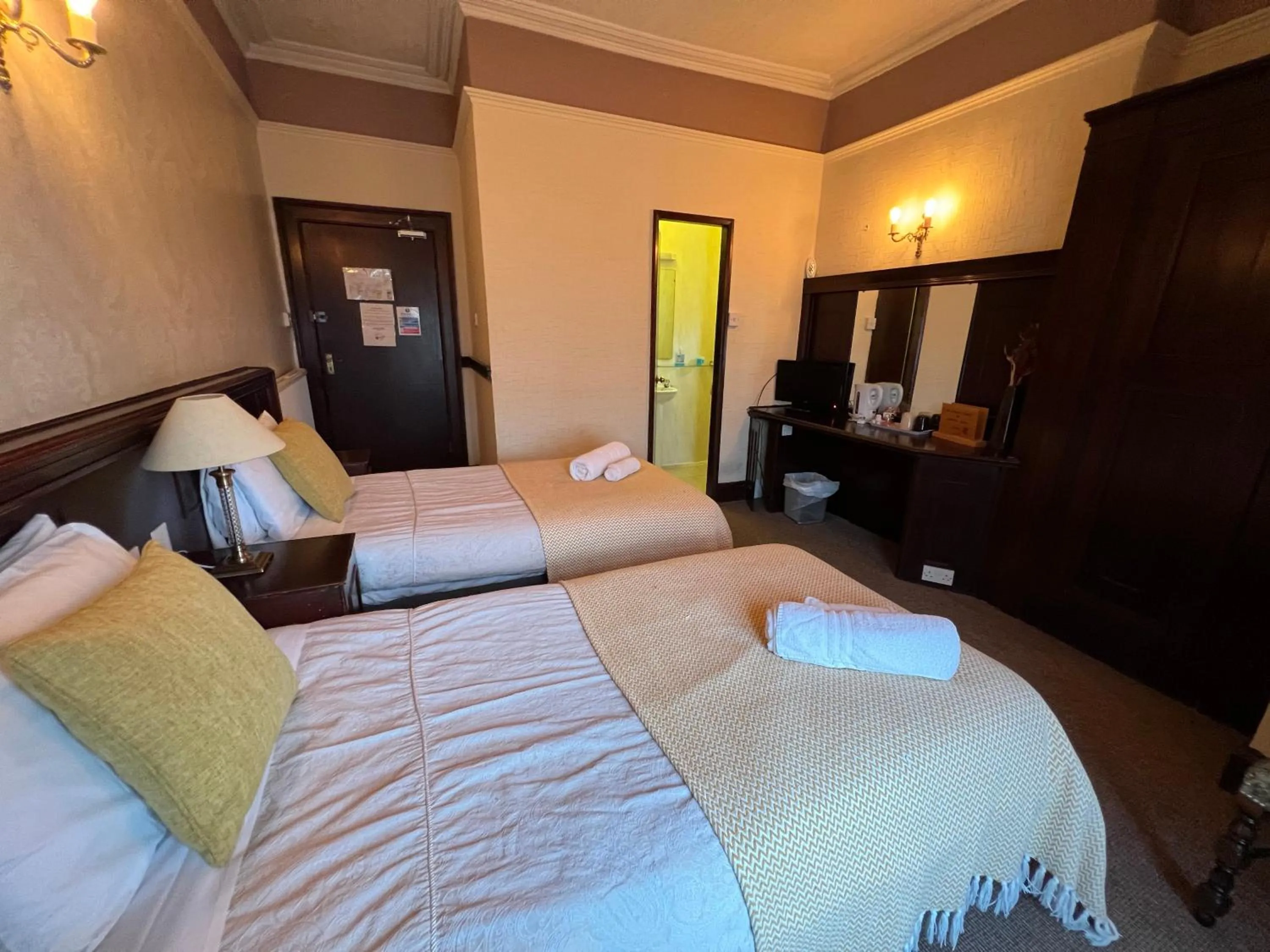 Bed in Georgian House Hotel