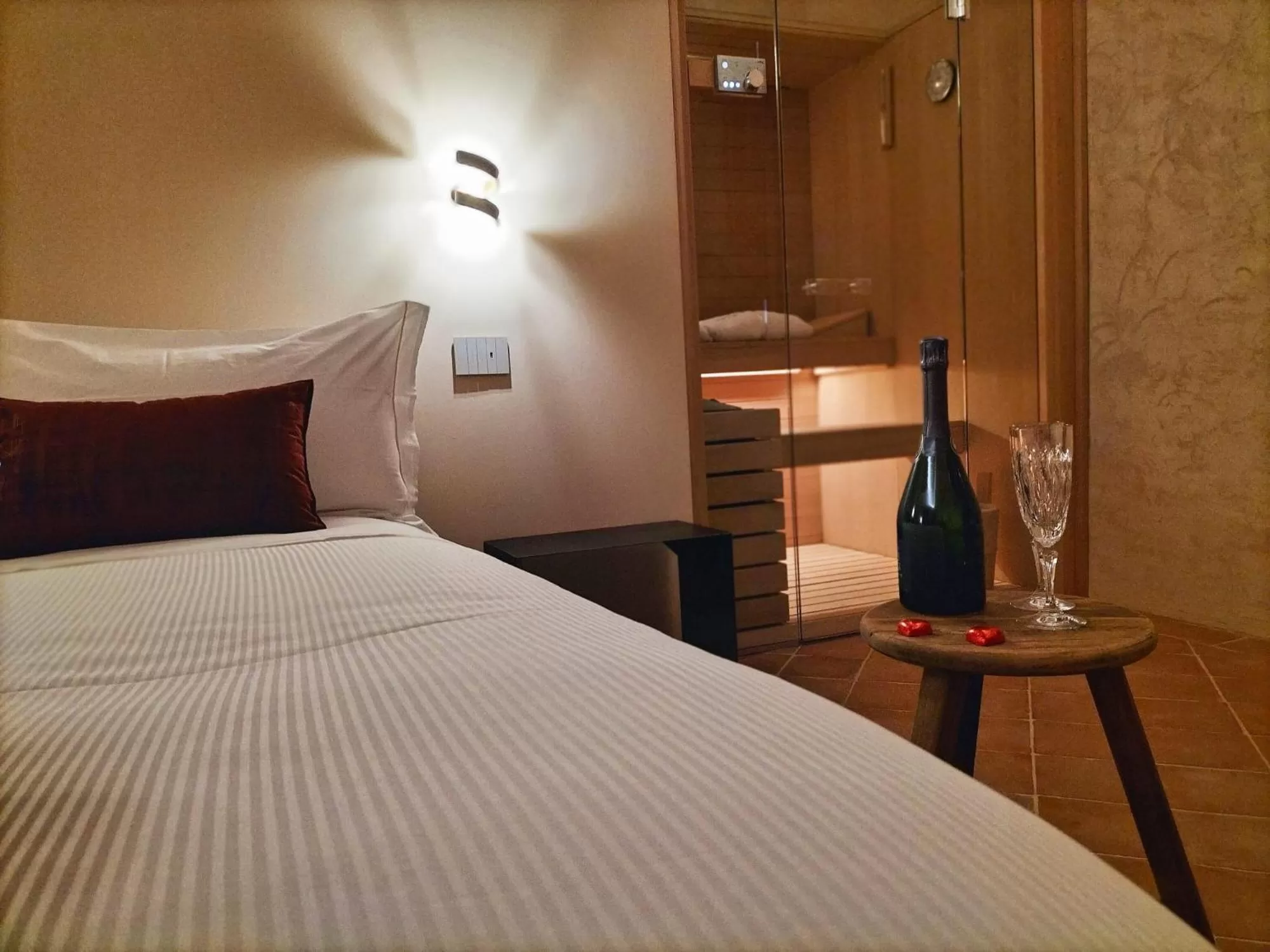 Bedroom, Bed in Badia Giulia Prestigious Historical B&B, Camaiore - Adults Only - No Pets