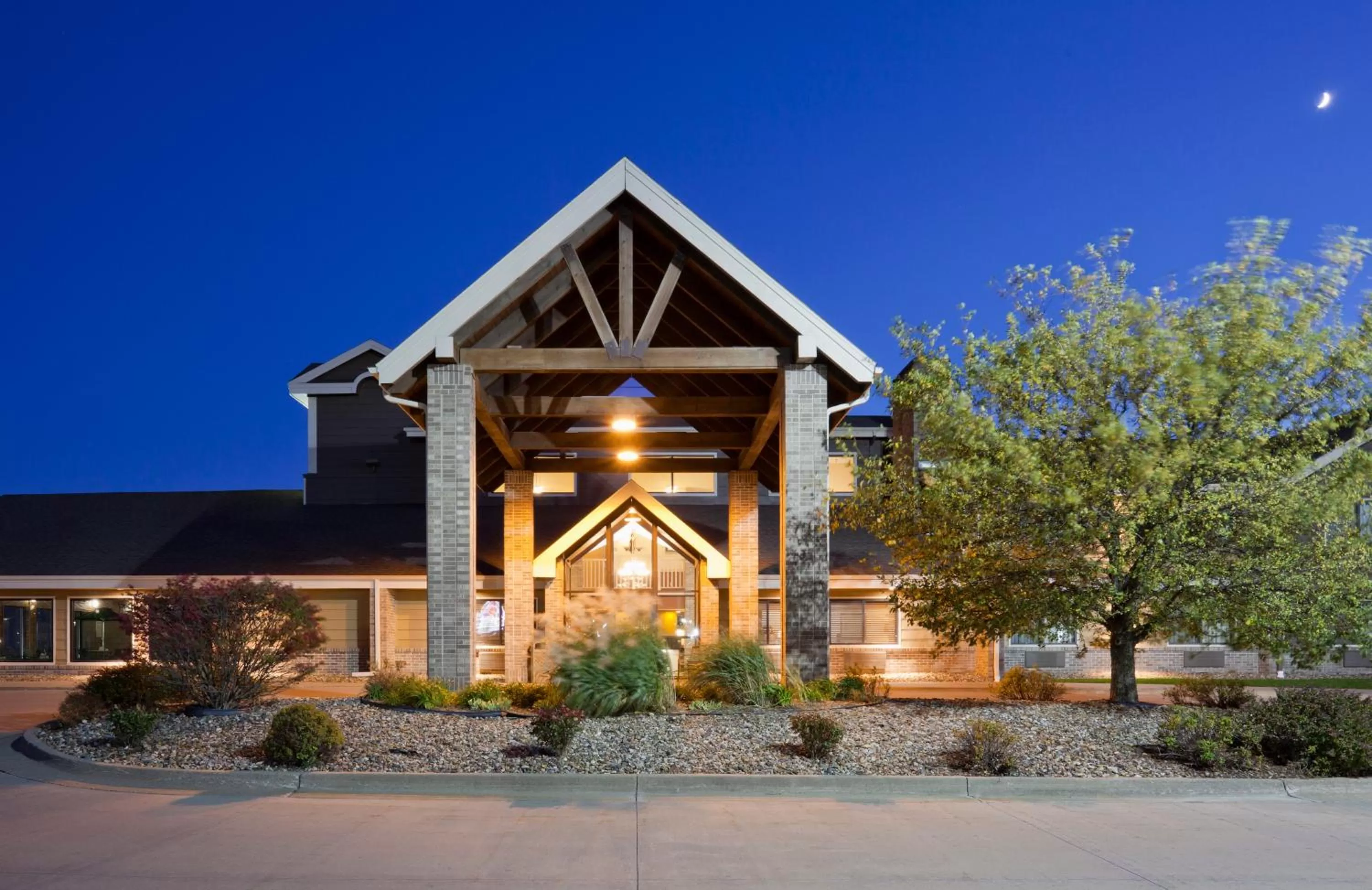 Property building in AmericInn by Wyndham Osceola