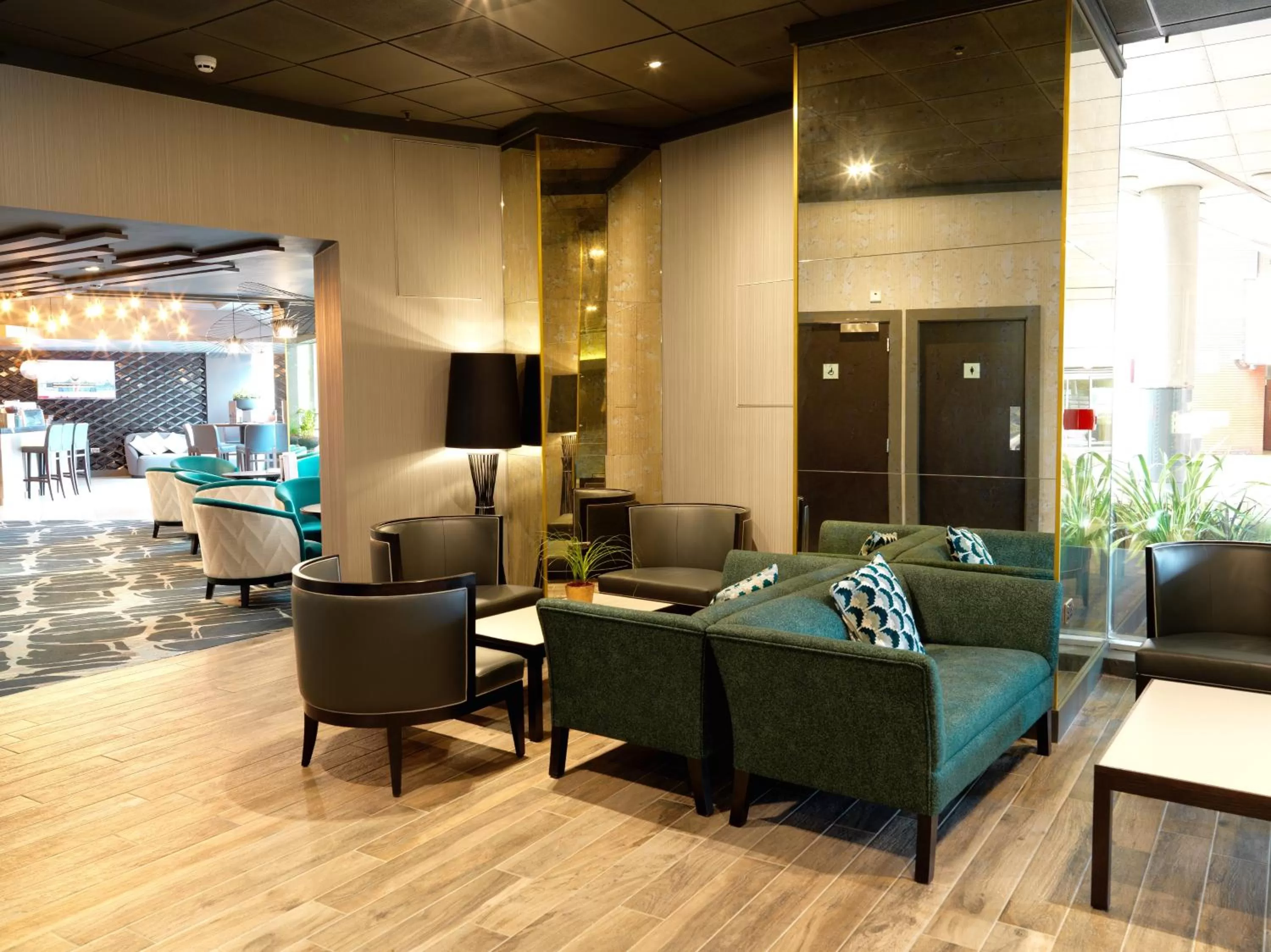 Lounge or bar in Crowne Plaza Harrogate by IHG