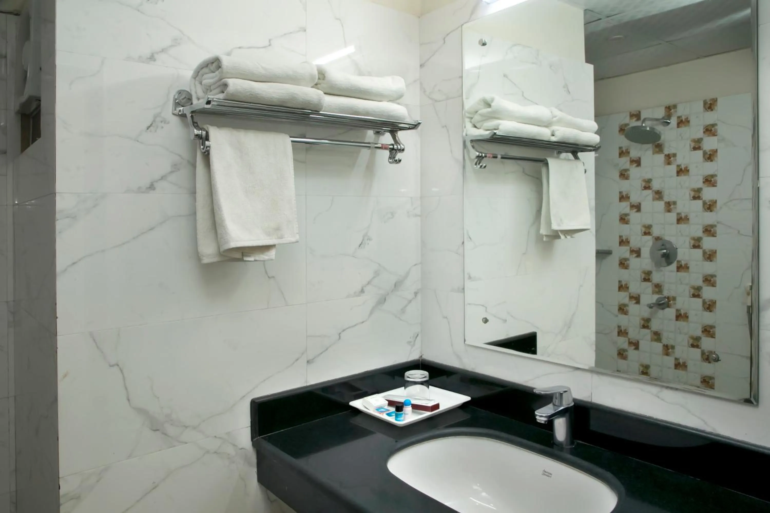 Bathroom in Hotel Ganges Grand - 600m from Kashi Vishwanath Temple