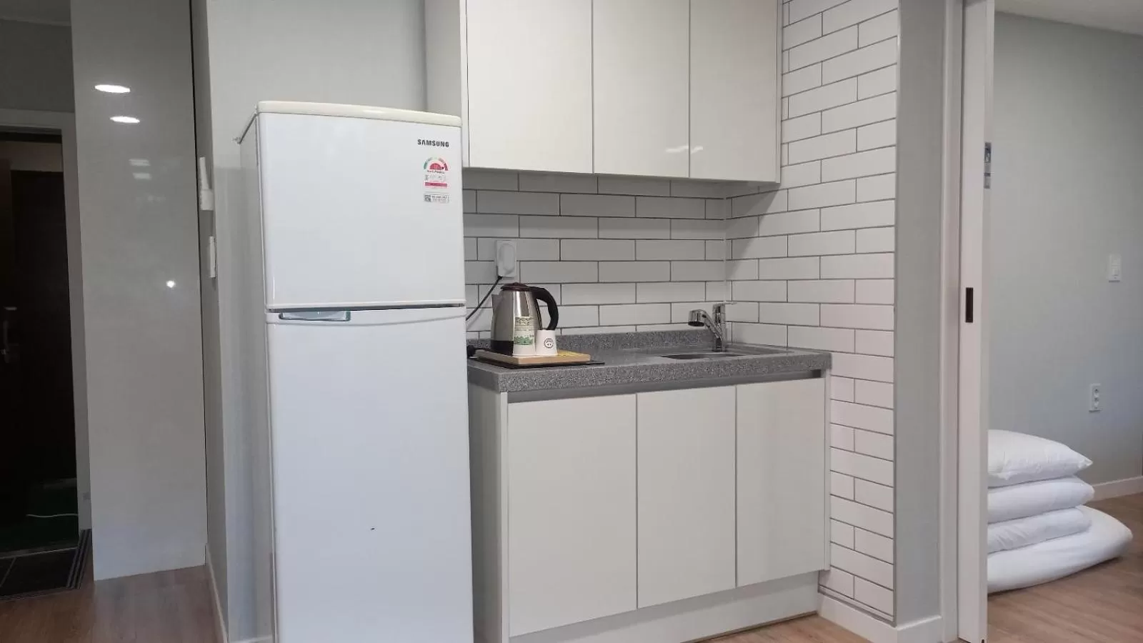 Kitchen/Kitchenette in Hotel Jirisan Haetsal