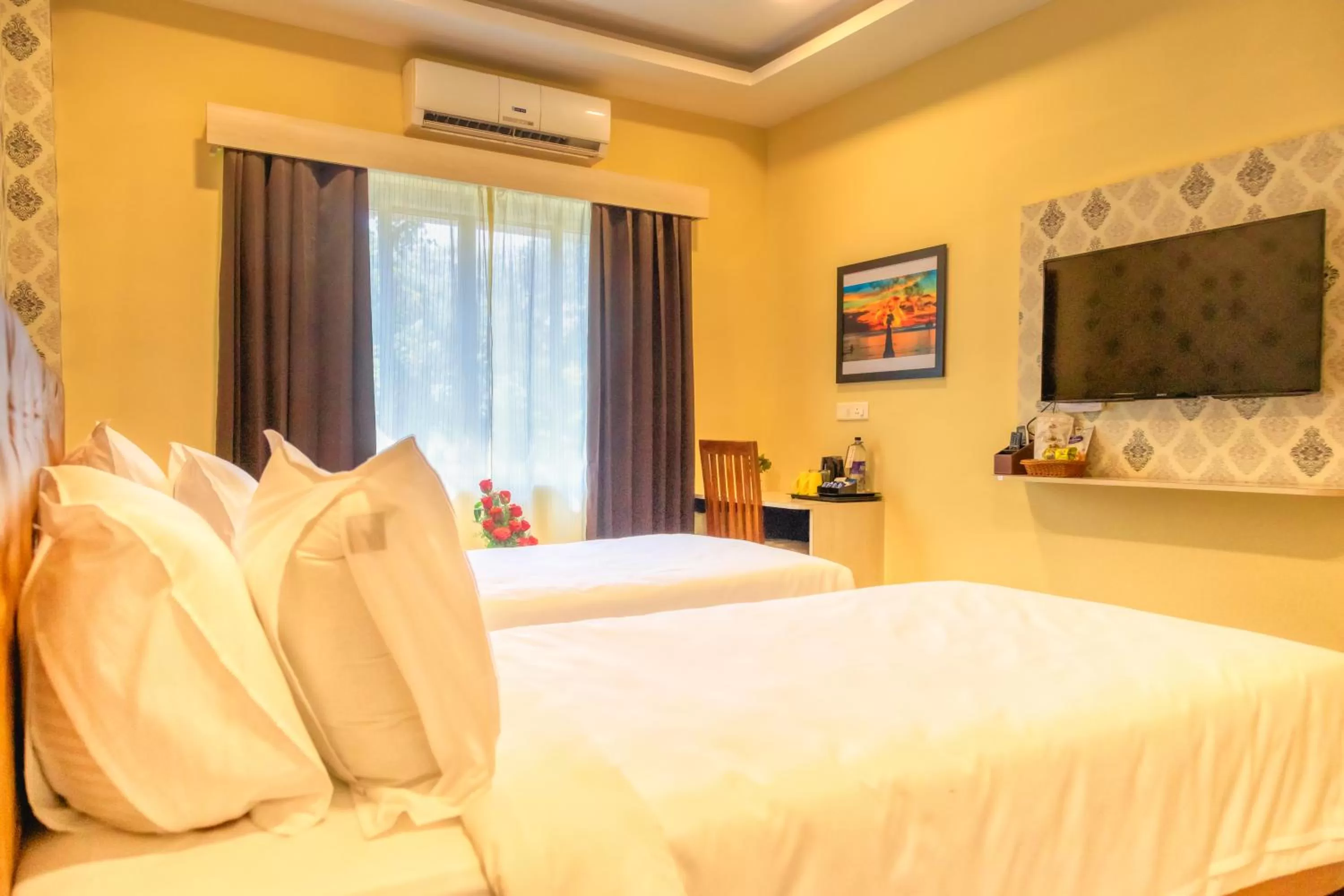 Bed in HOTEL ROYAL GRANDE