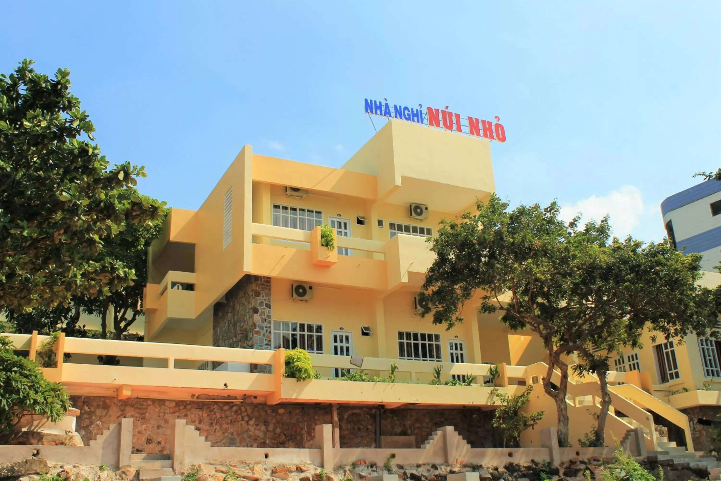 Property building in Nui Nho Motel