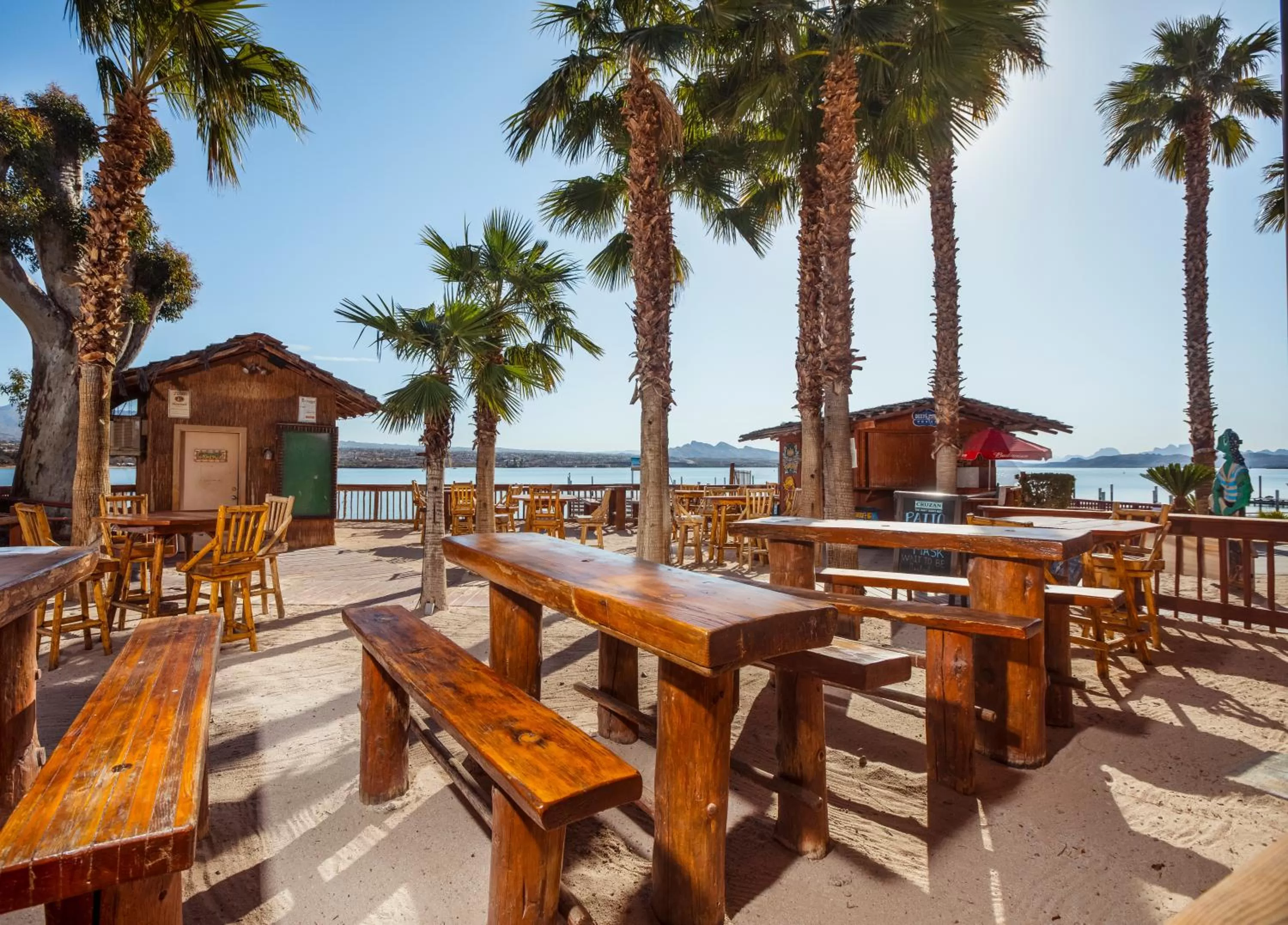 Lounge or bar in The Nautical Beachfront Resort