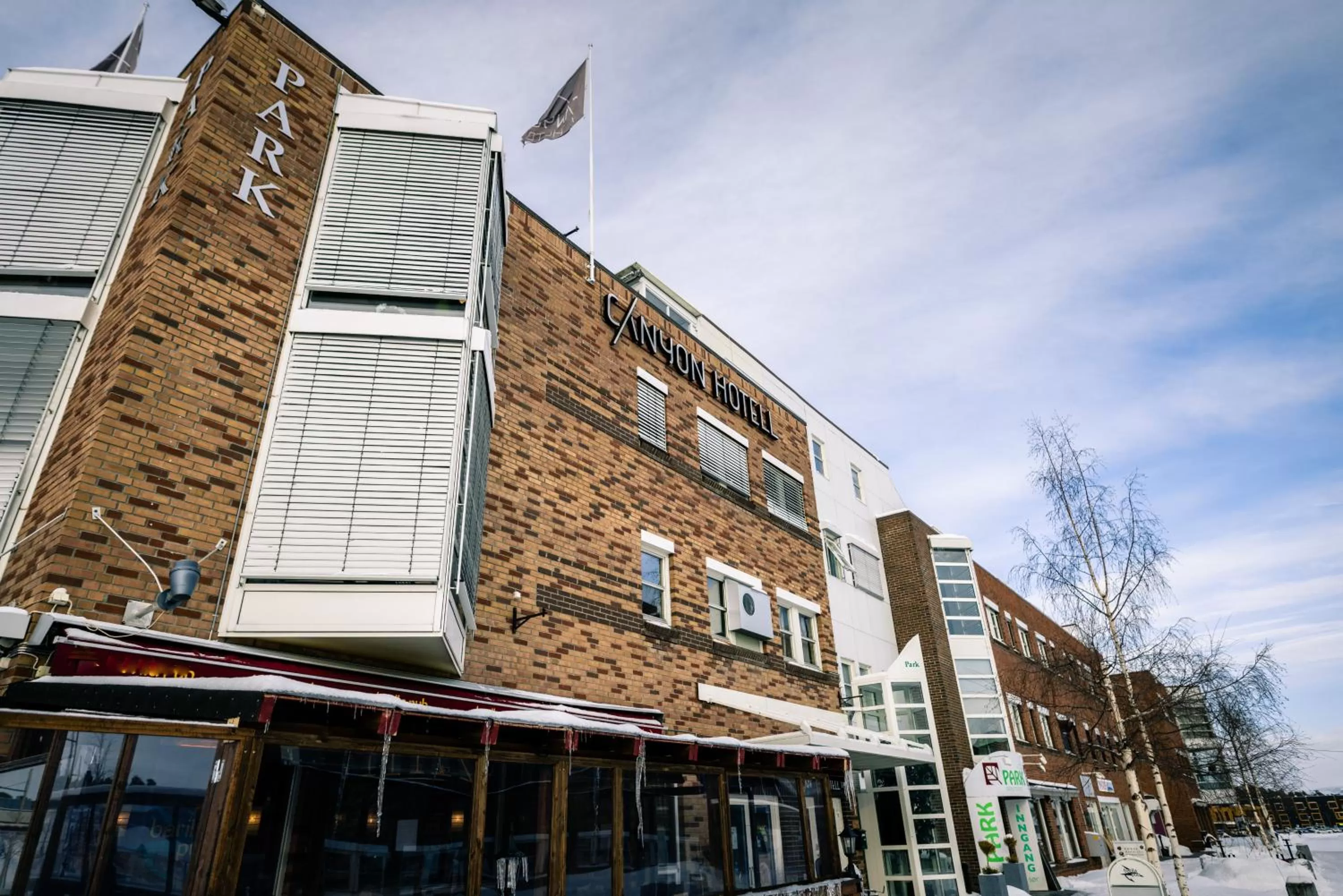 Property building in Canyon Hotell