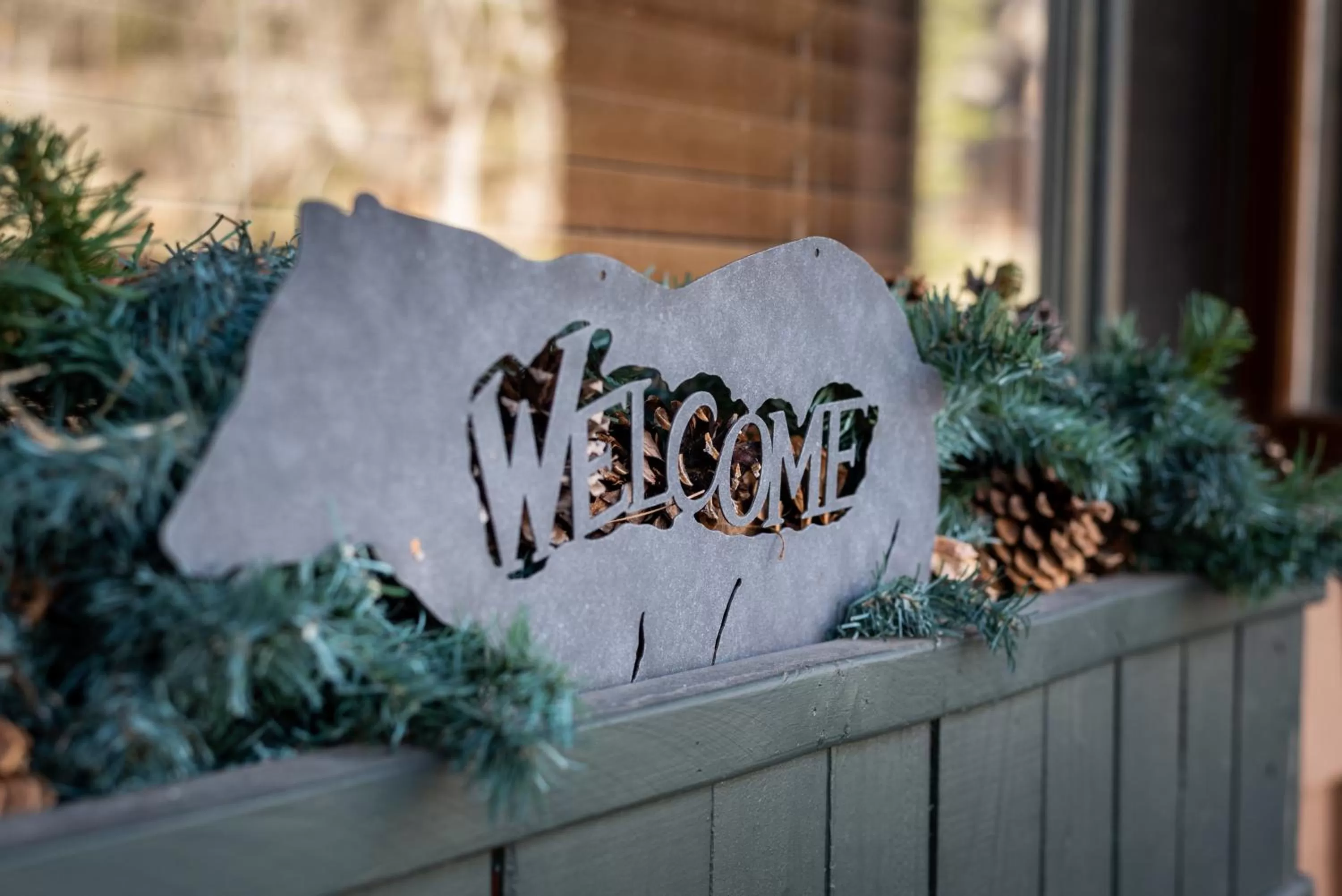 4 Seasons Inn on Fall River