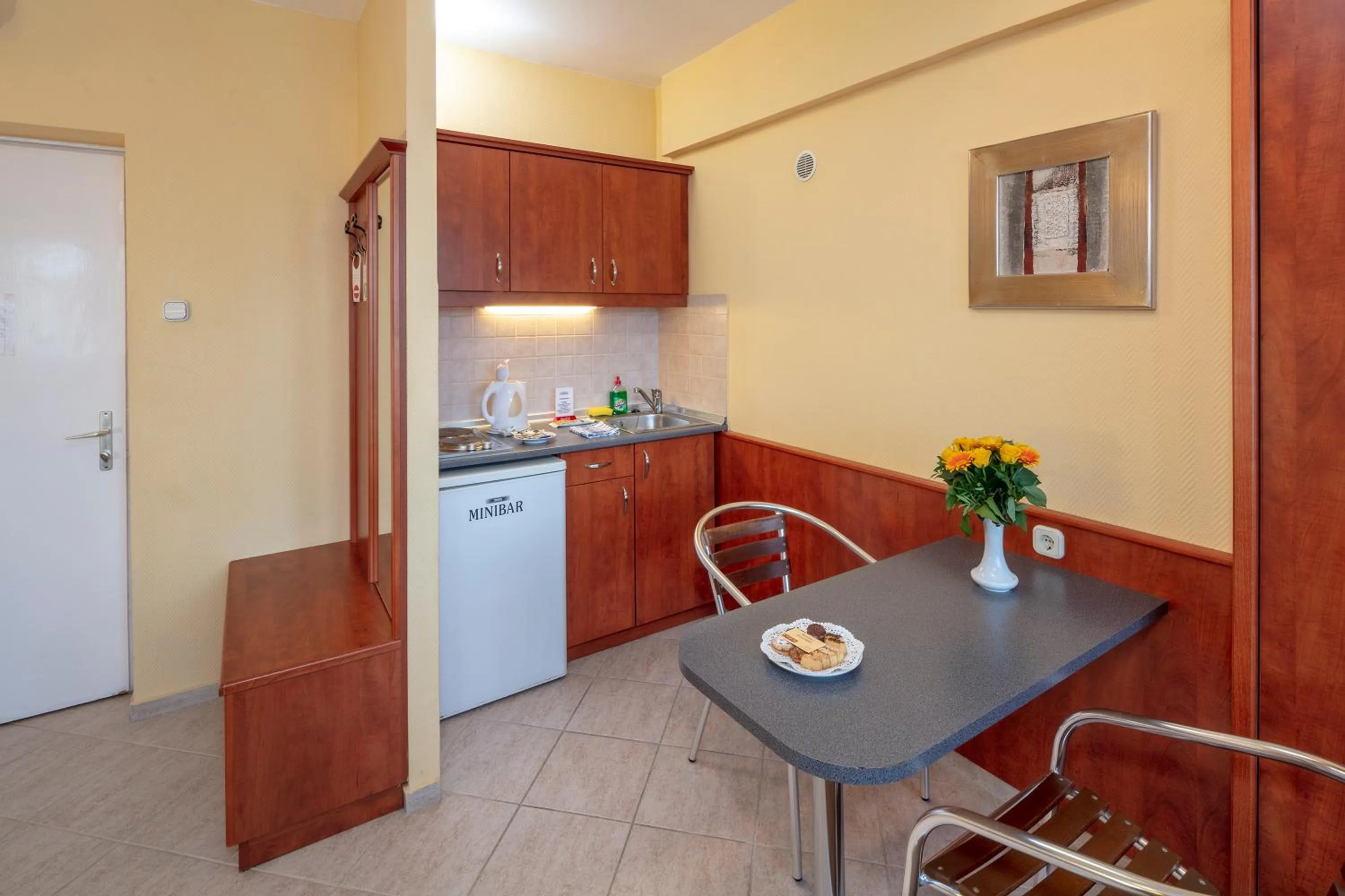 Kitchen or kitchenette in Hotel Charles