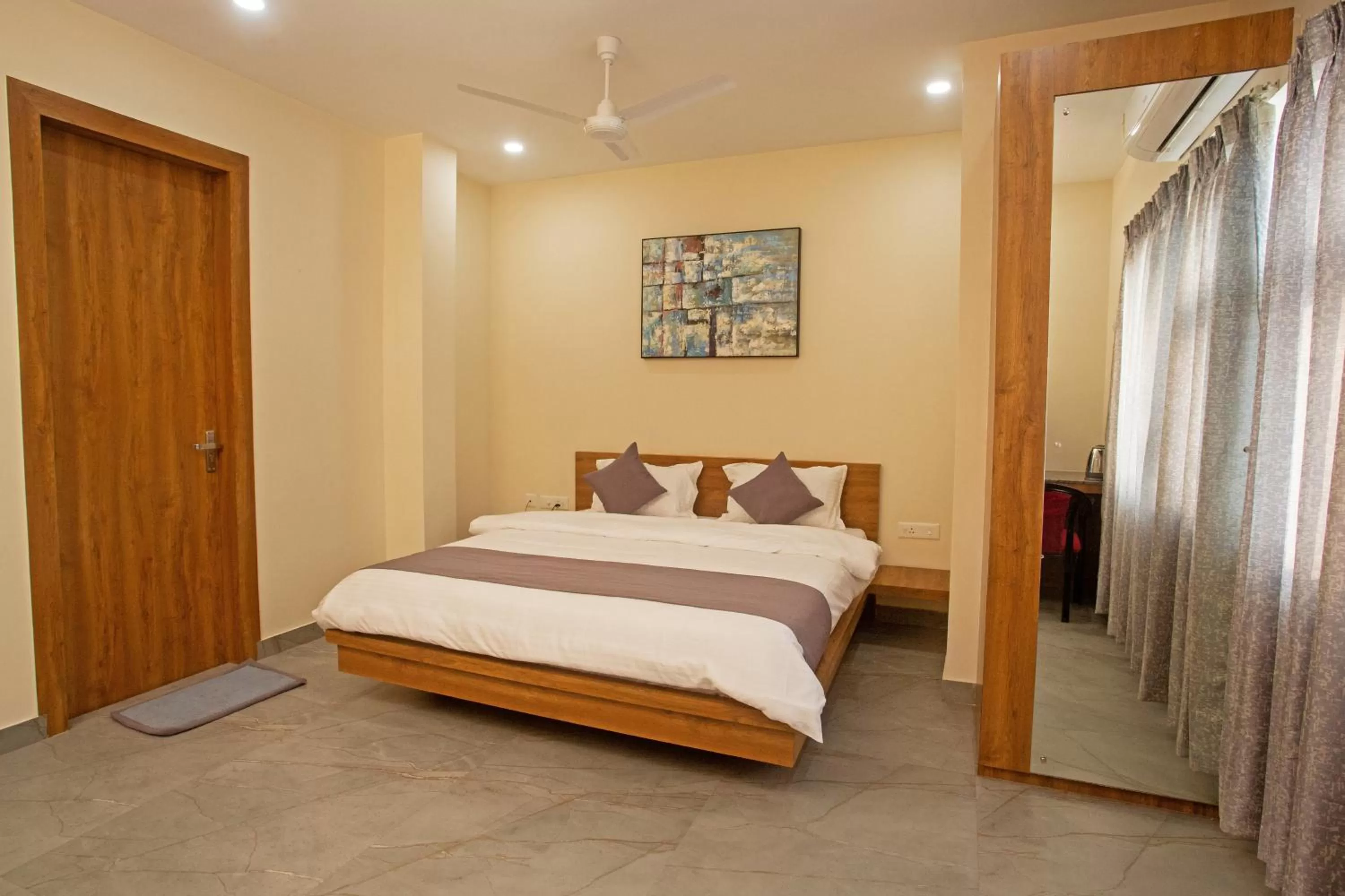 Bed in Grey House Inn