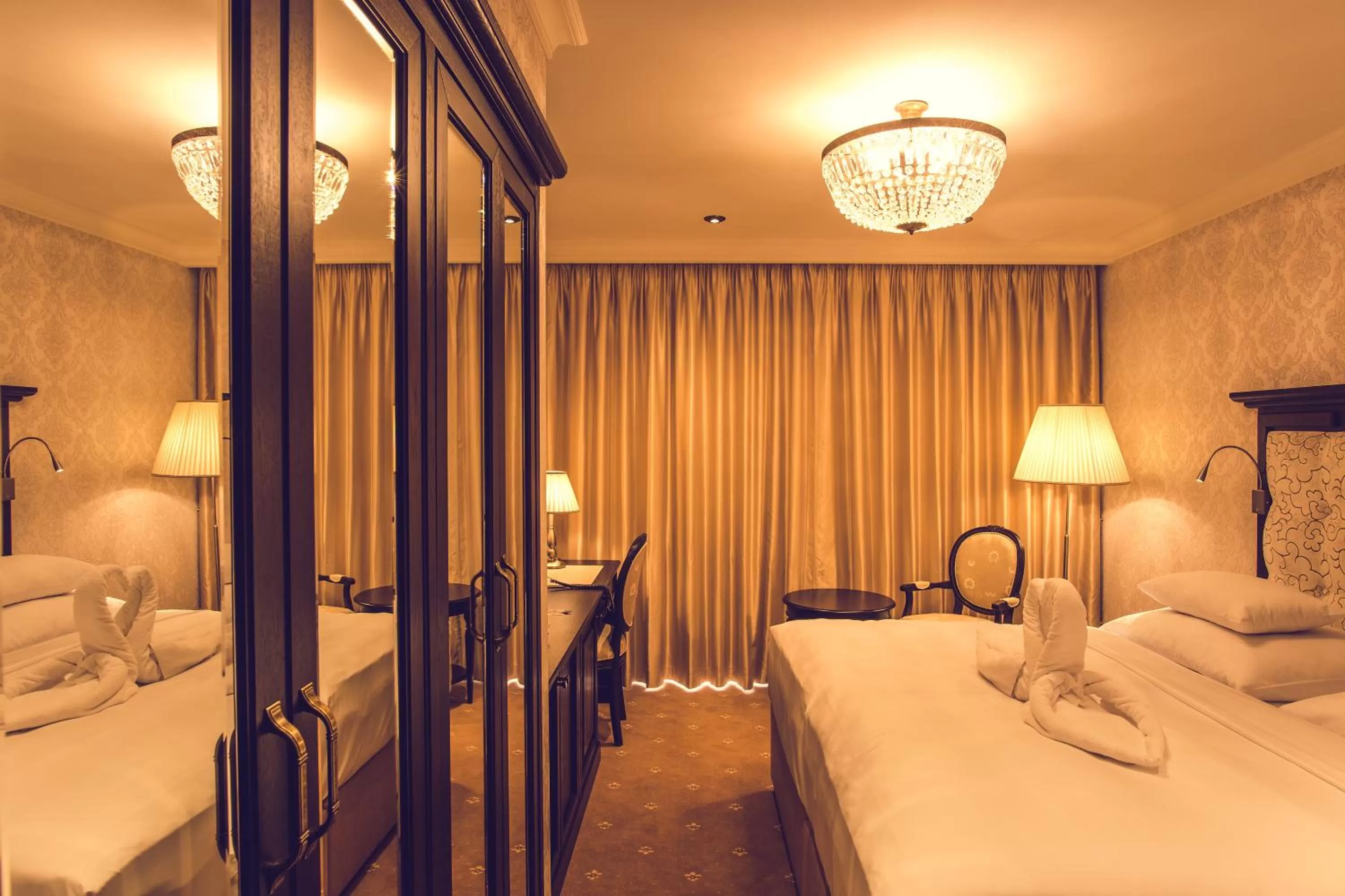 Bed in Hotel Florian Palace