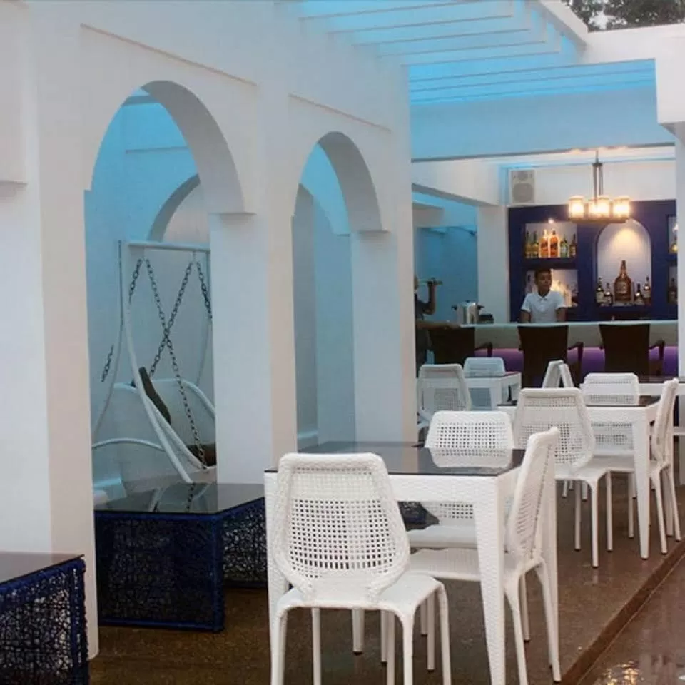 Restaurant/places to eat in Ruhe Suites Coron