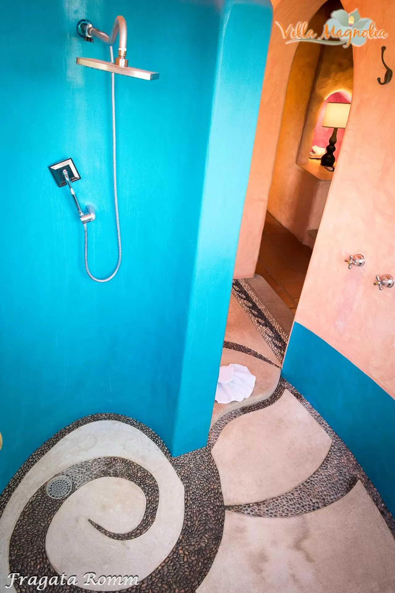 Shower, Bathroom in Casa Villa Magnolia B&B