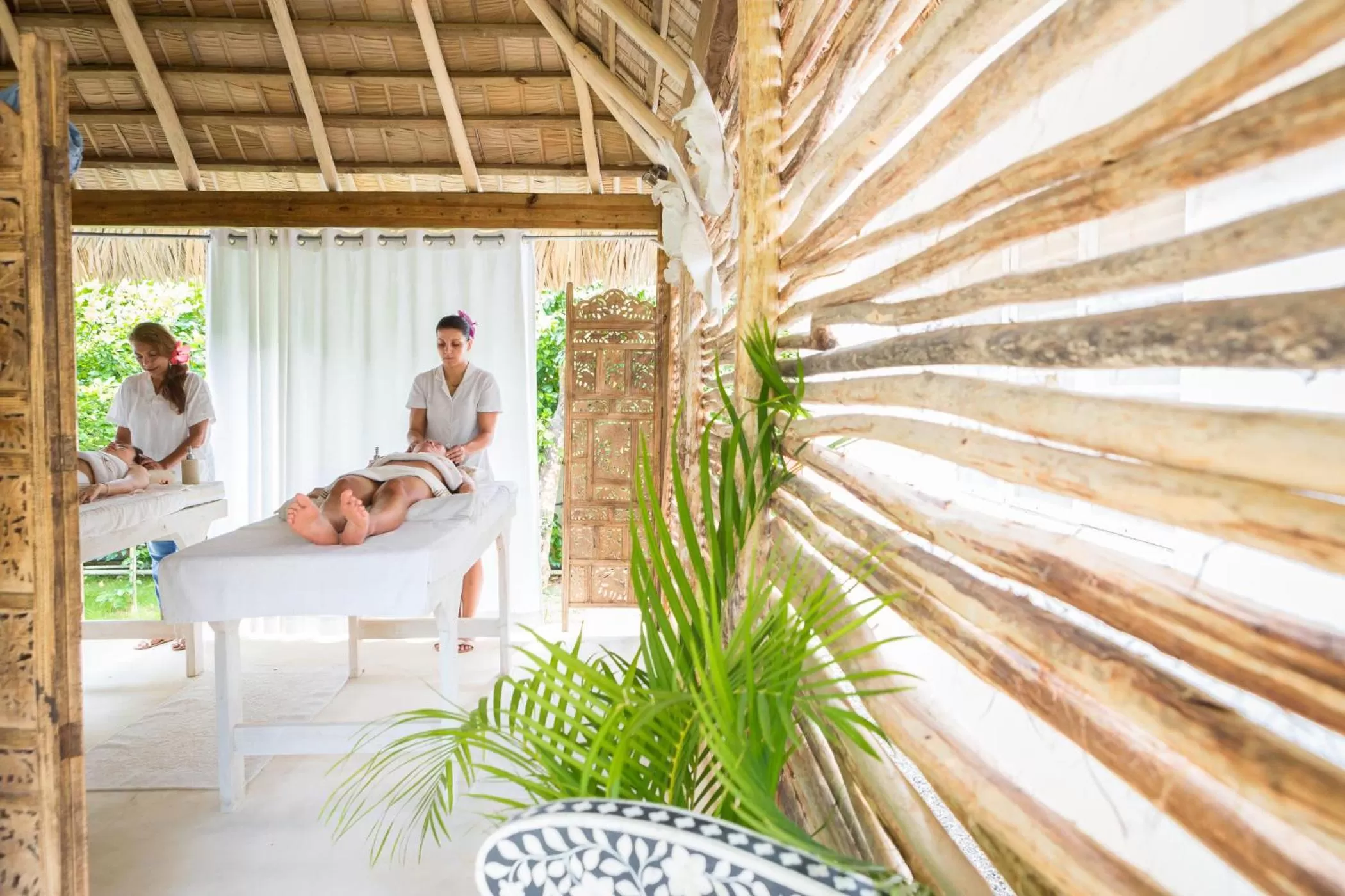 Massage in Mahona Boutique Hotel