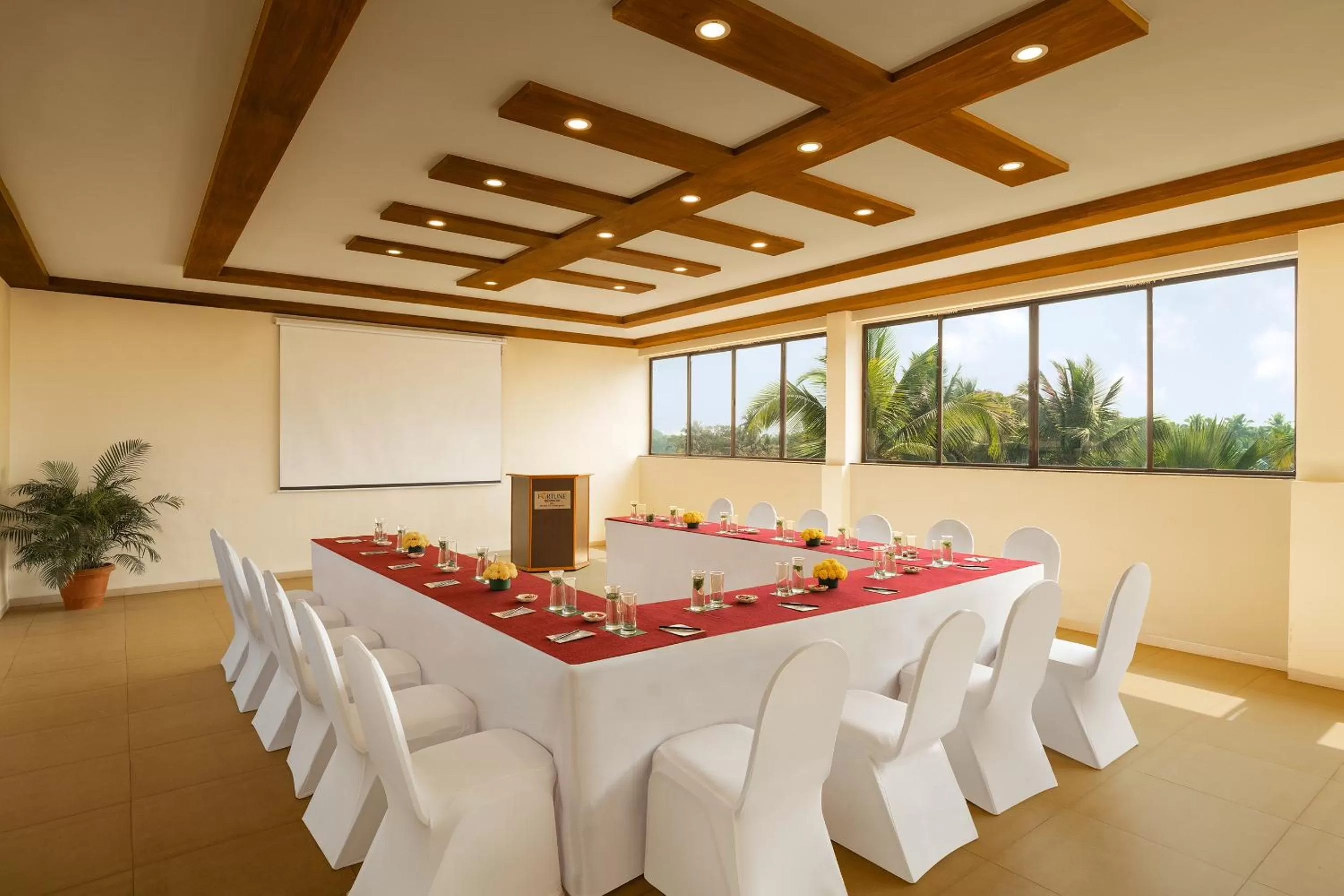Meeting/conference room in Fortune Resort Benaulim Goa - Member ITC Hotels' Group