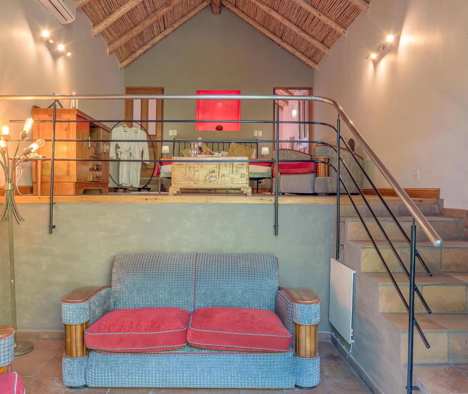 Living room in Mimosa Lodge