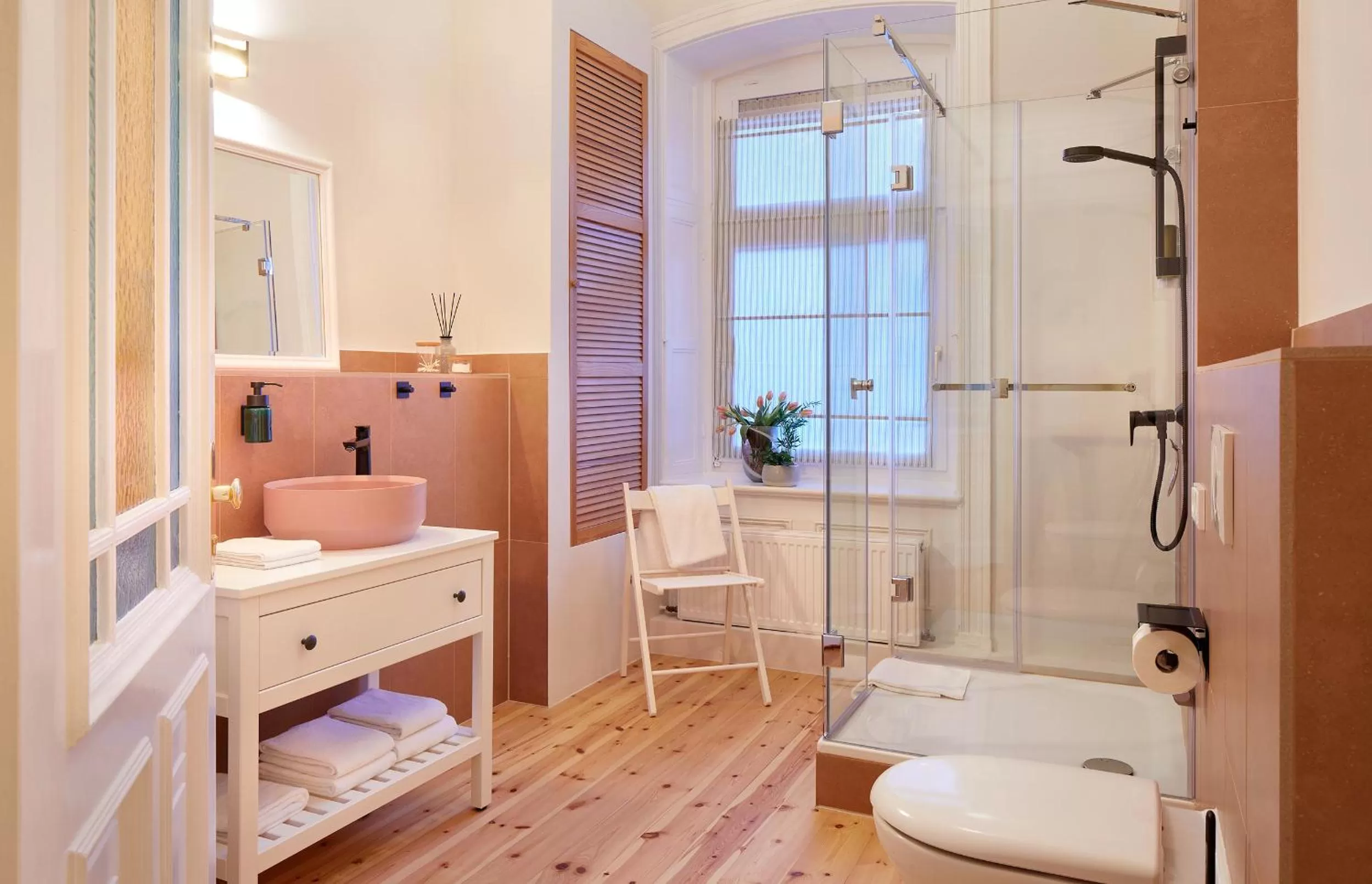 Shower in Aparthotel alsterSuite