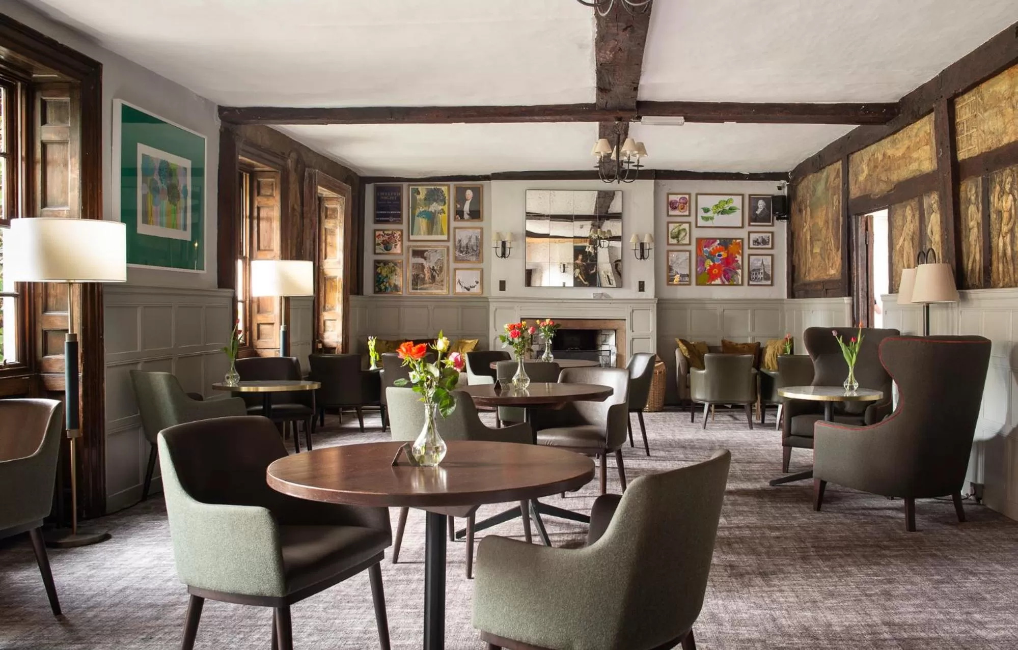 Restaurant/places to eat in Bush Hotel Farnham