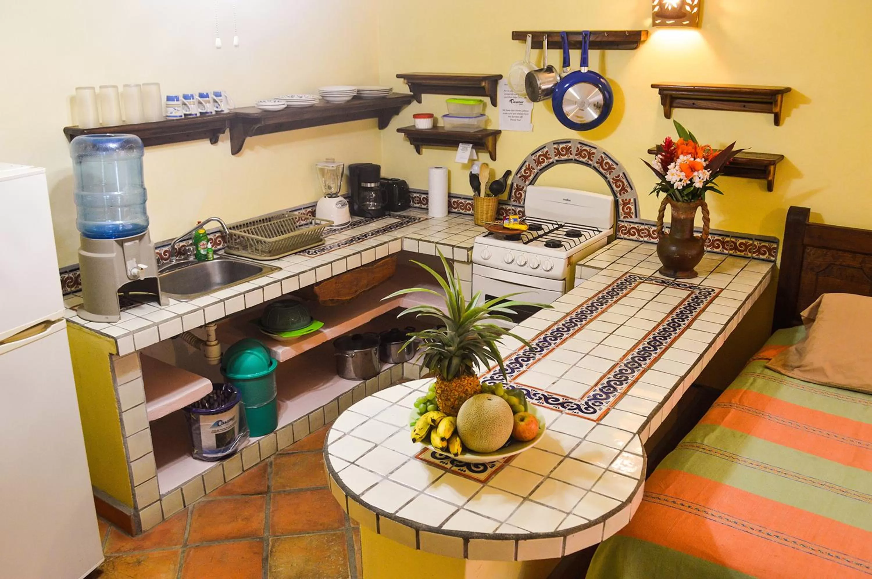 Kitchen or kitchenette in Hotel Casamar Suites