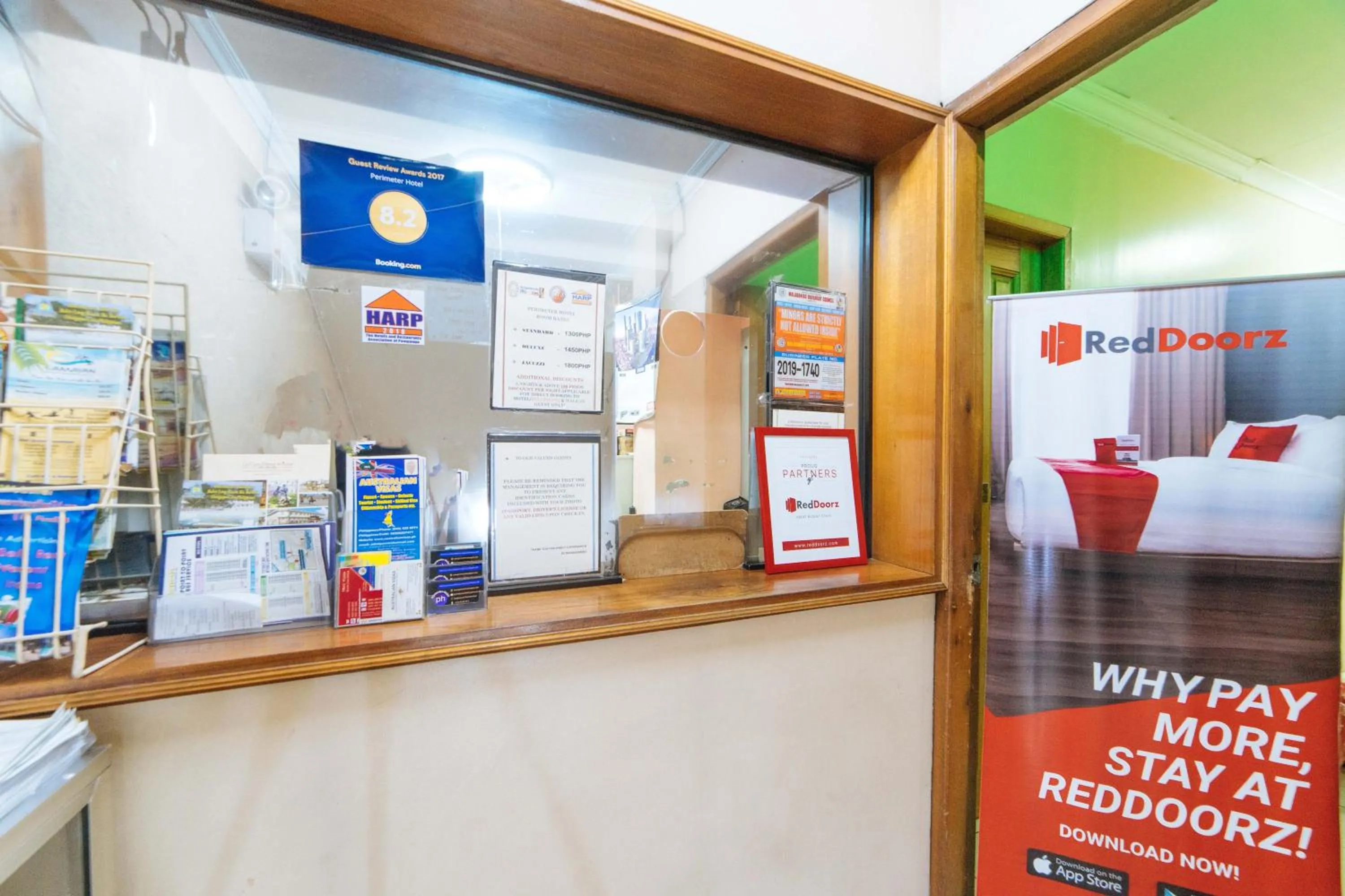 Lobby or reception in RedDoorz @ Clarkview 21st Street Angeles City