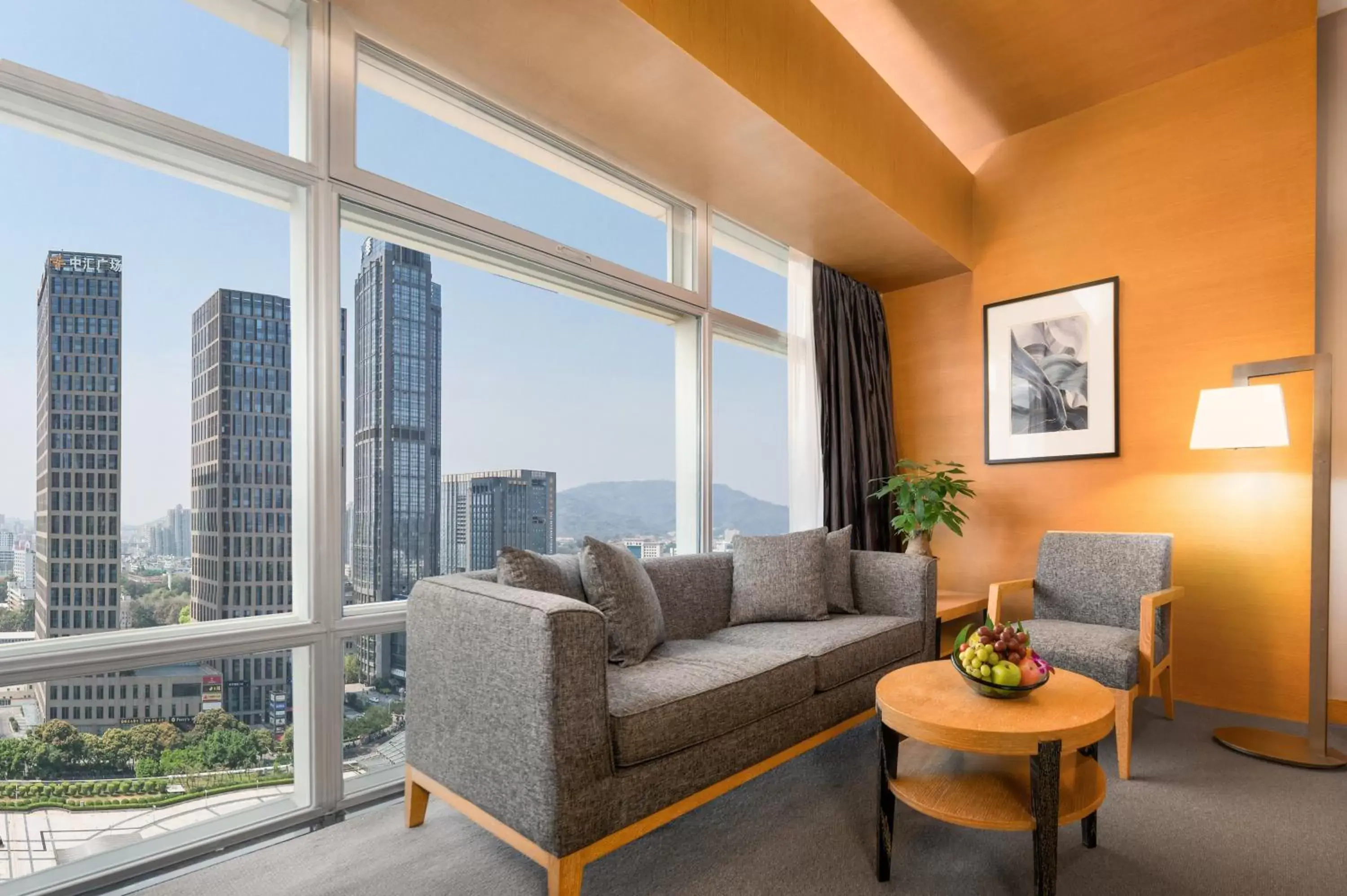 Deluxe Double Room - single occupancy in Jianguo Hotel Guangzhou Deluxe Double Room - single occupancy in Jianguo Hotel Guangzhou