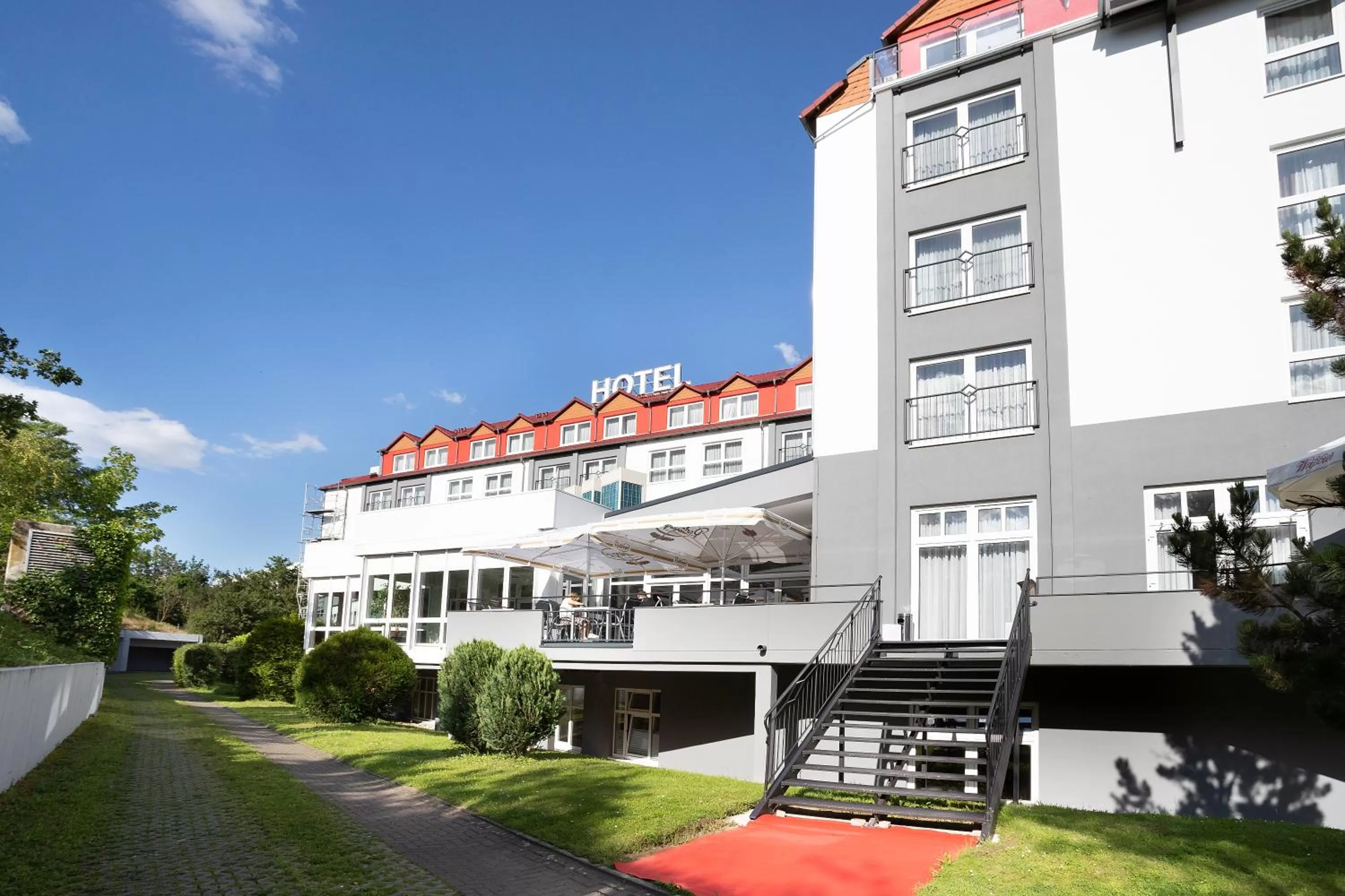 Property building in ACHAT Hotel Frankfurt Maintal