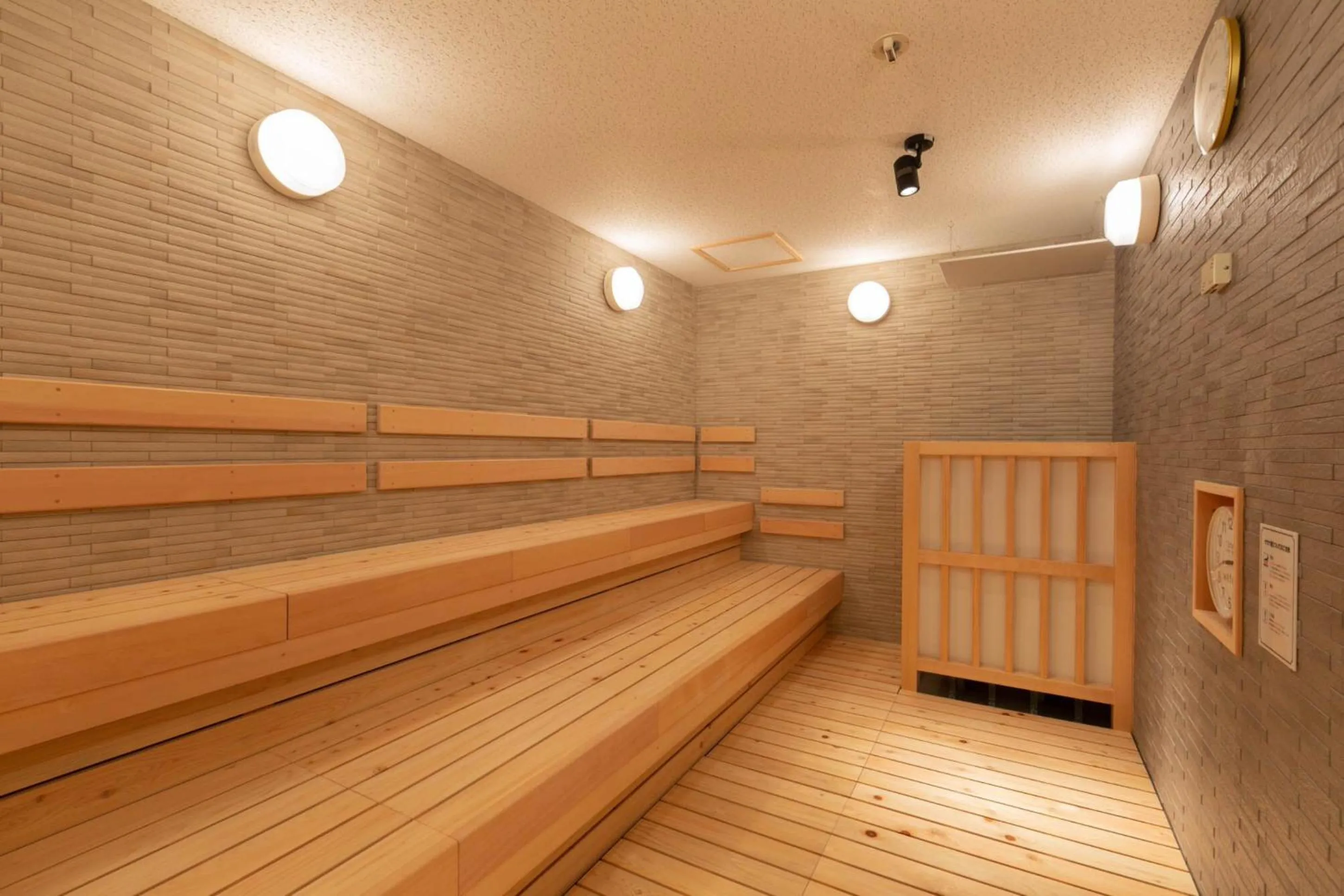 Sauna in Hot Spring Osaka Hinode Hotel Nipponbashi