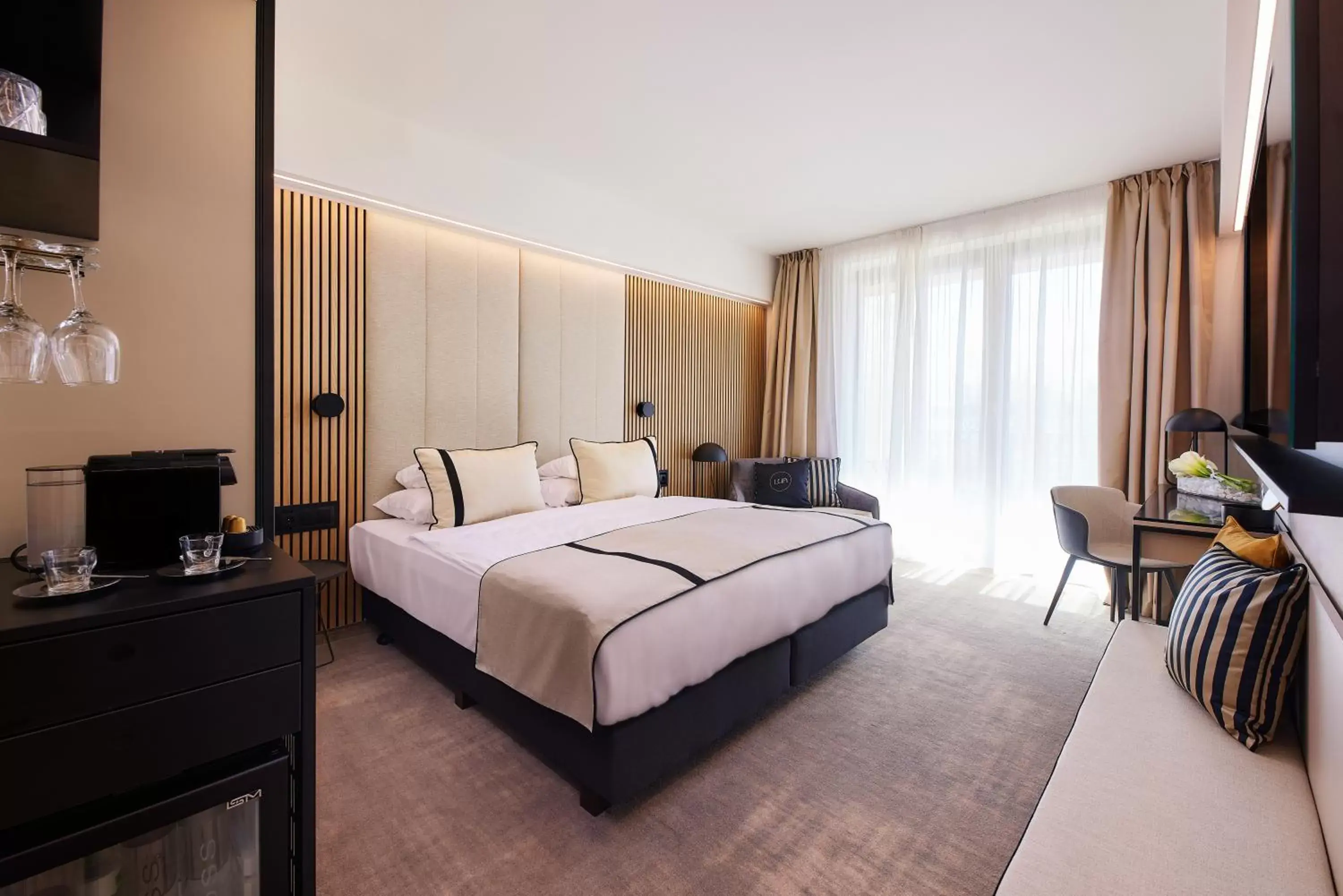 Superior Side Lake View in LUA Resort - Adults only Superior Side Lake View in LUA Resort - Adults only