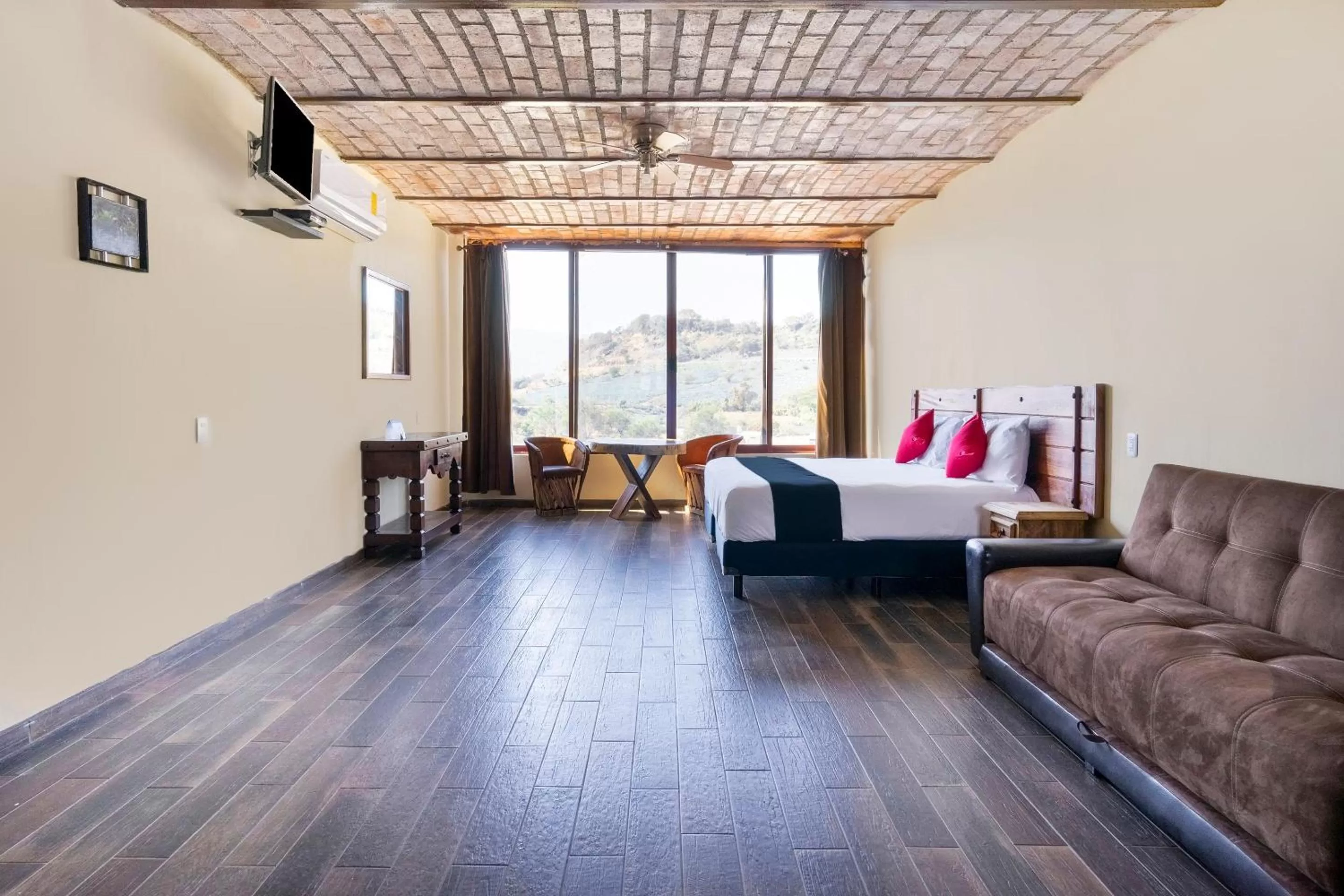 Bedroom, Bed in Collection O Hotel Monte Agave