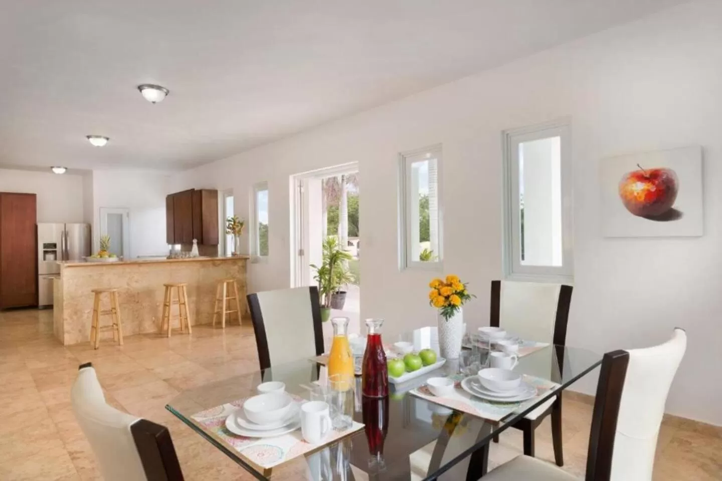 Kitchen or kitchenette, Restaurant/Places to Eat in Manati World Point Inn